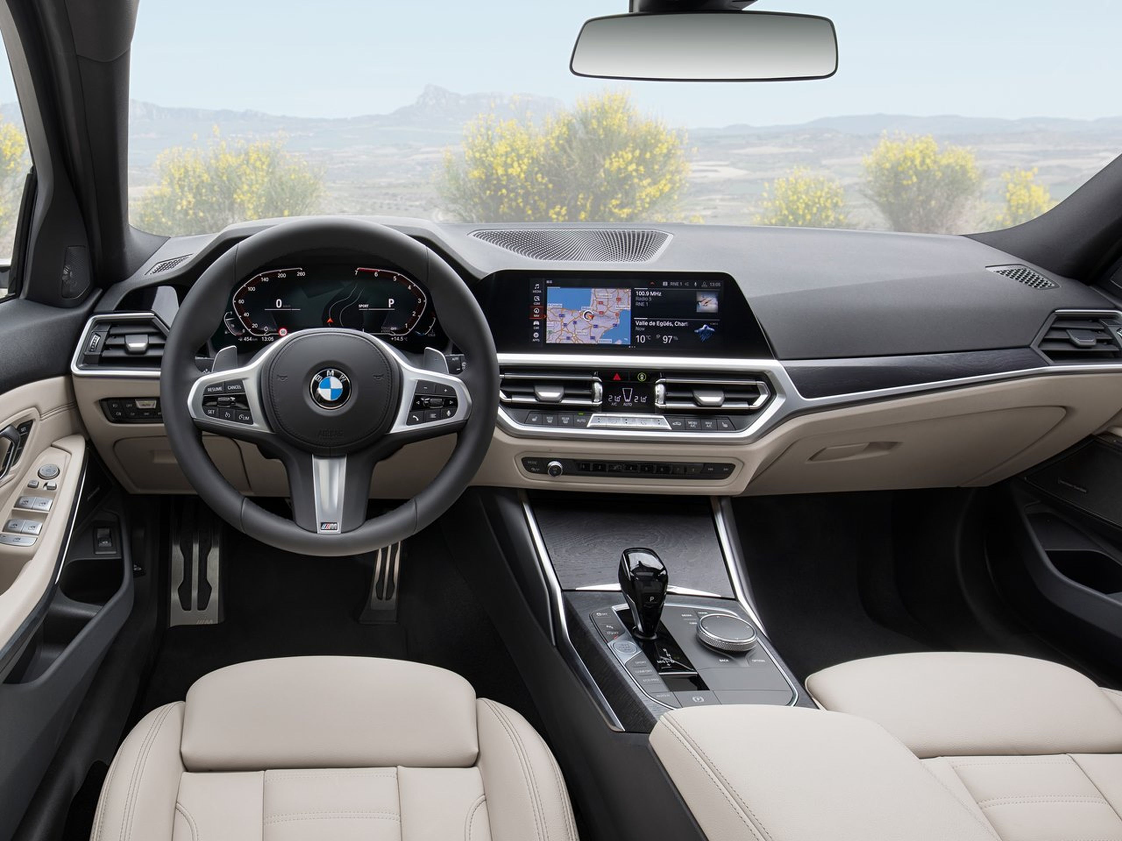 BMW Serie 3 Touring interior 
