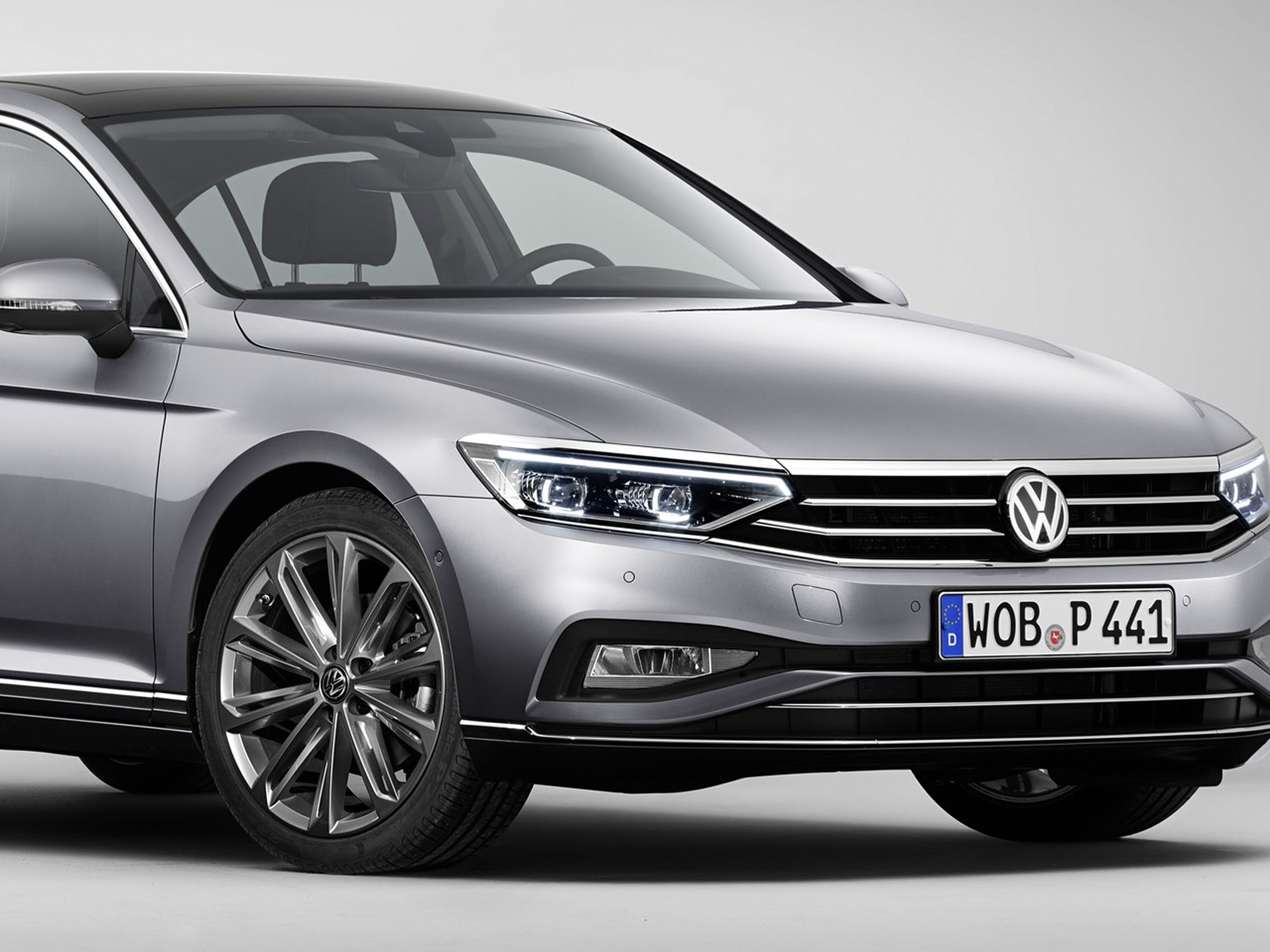 Volkswagen Passat detalle morro