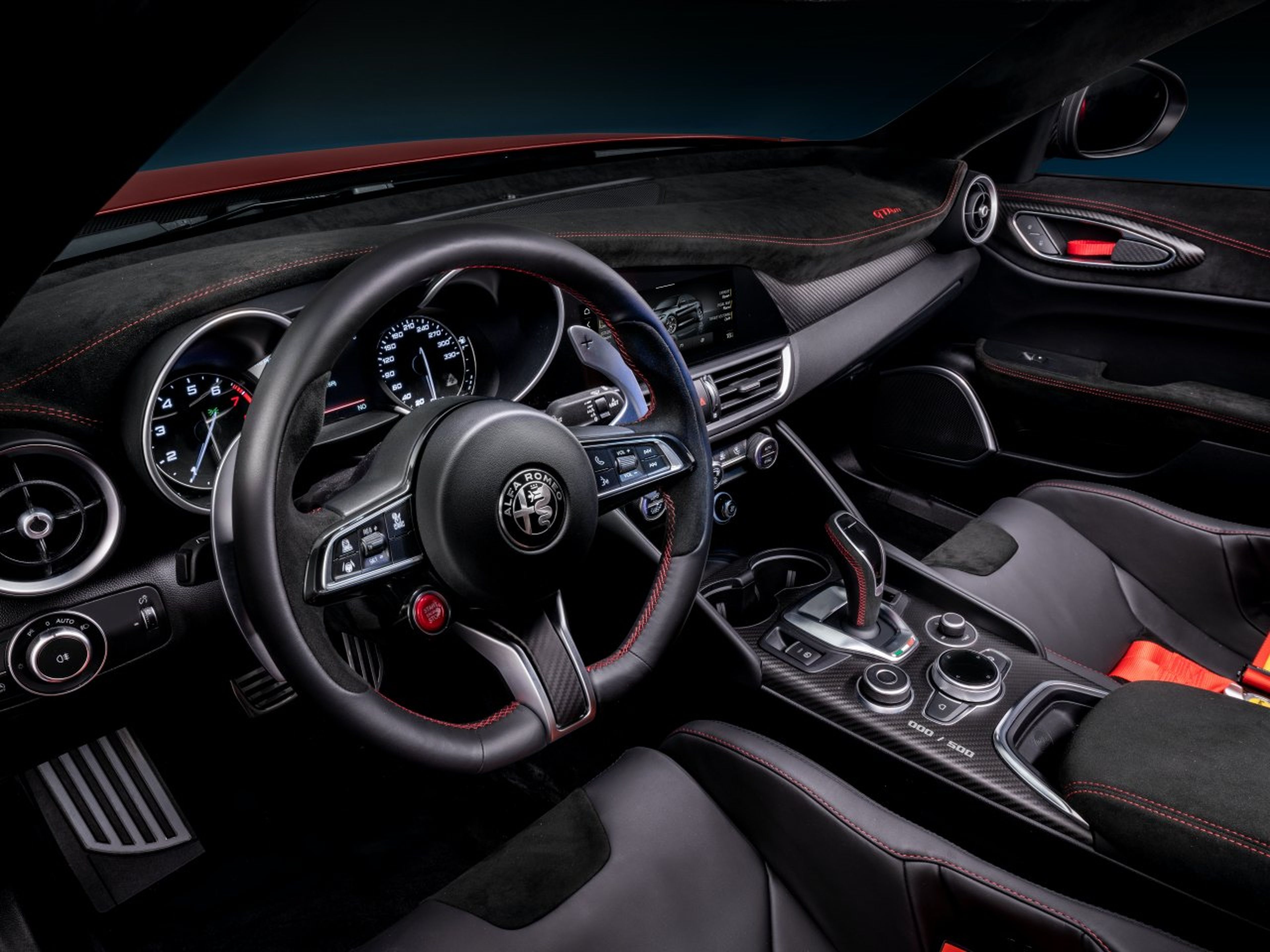 Alfa Romeo GTAm interior volante