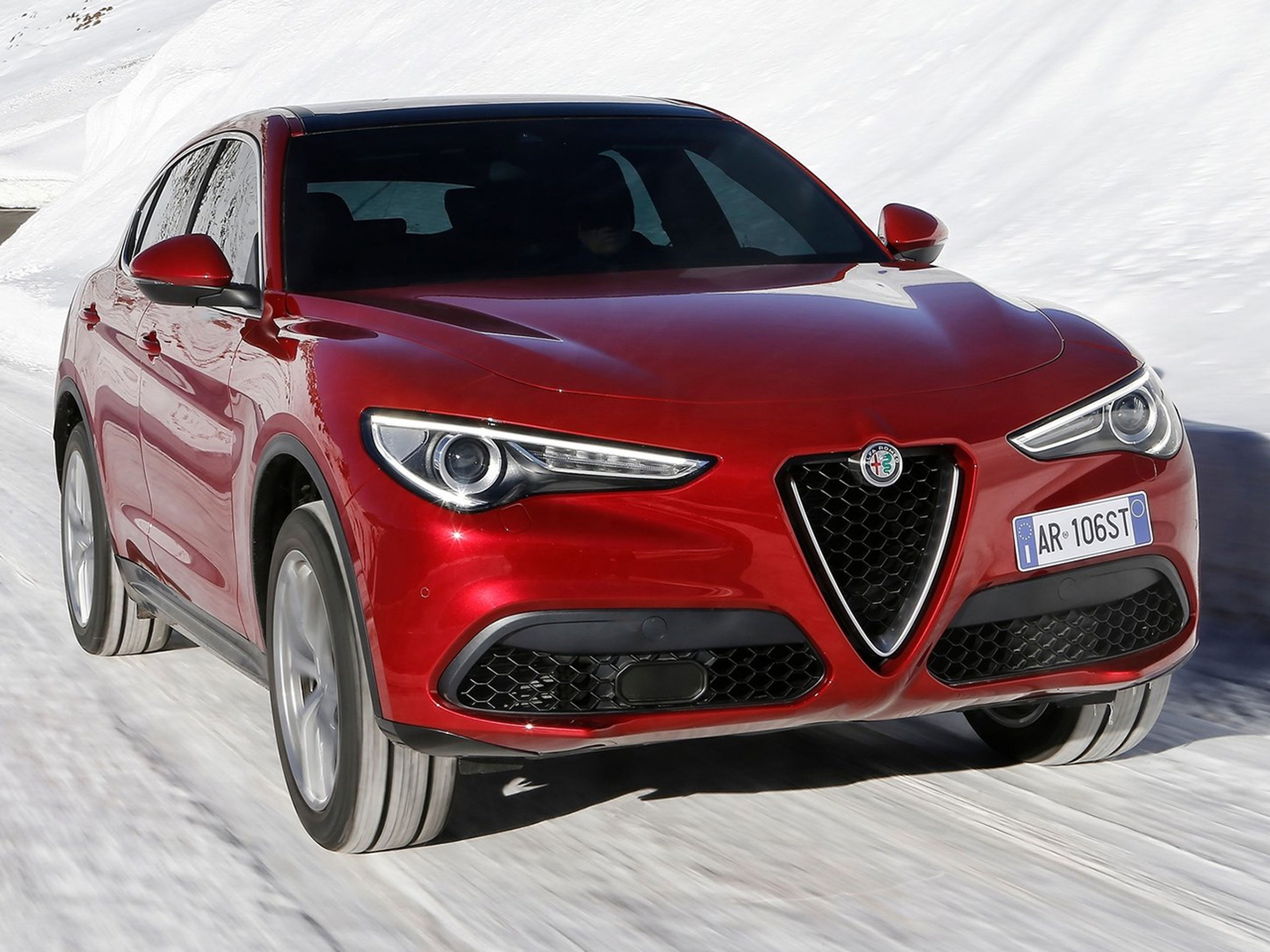 Alfa Romeo Nuevo Stelvio, Configurador de coches nuevos