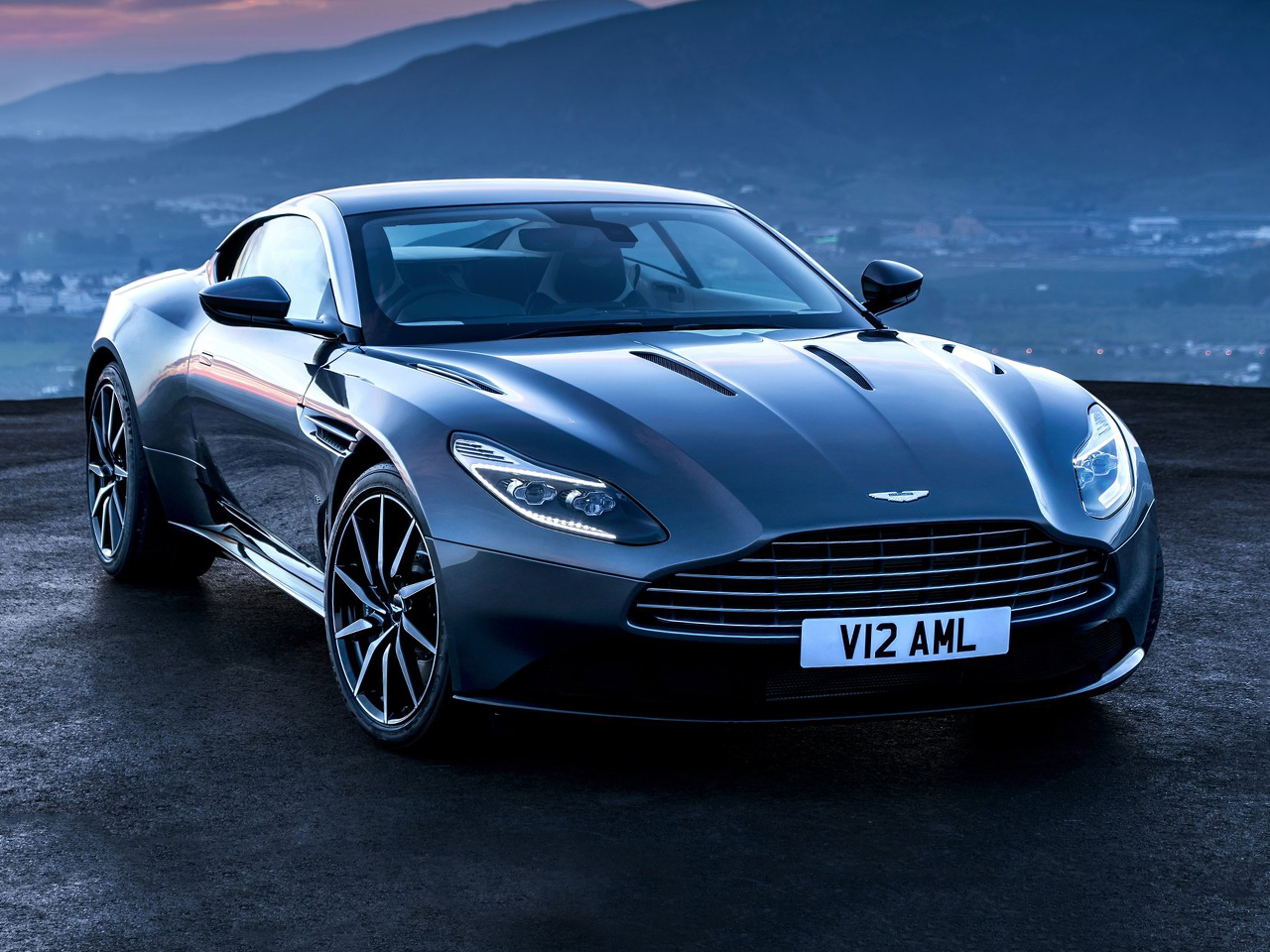 Aston Martin V12 Speedster: el biplaza gana una edición especial