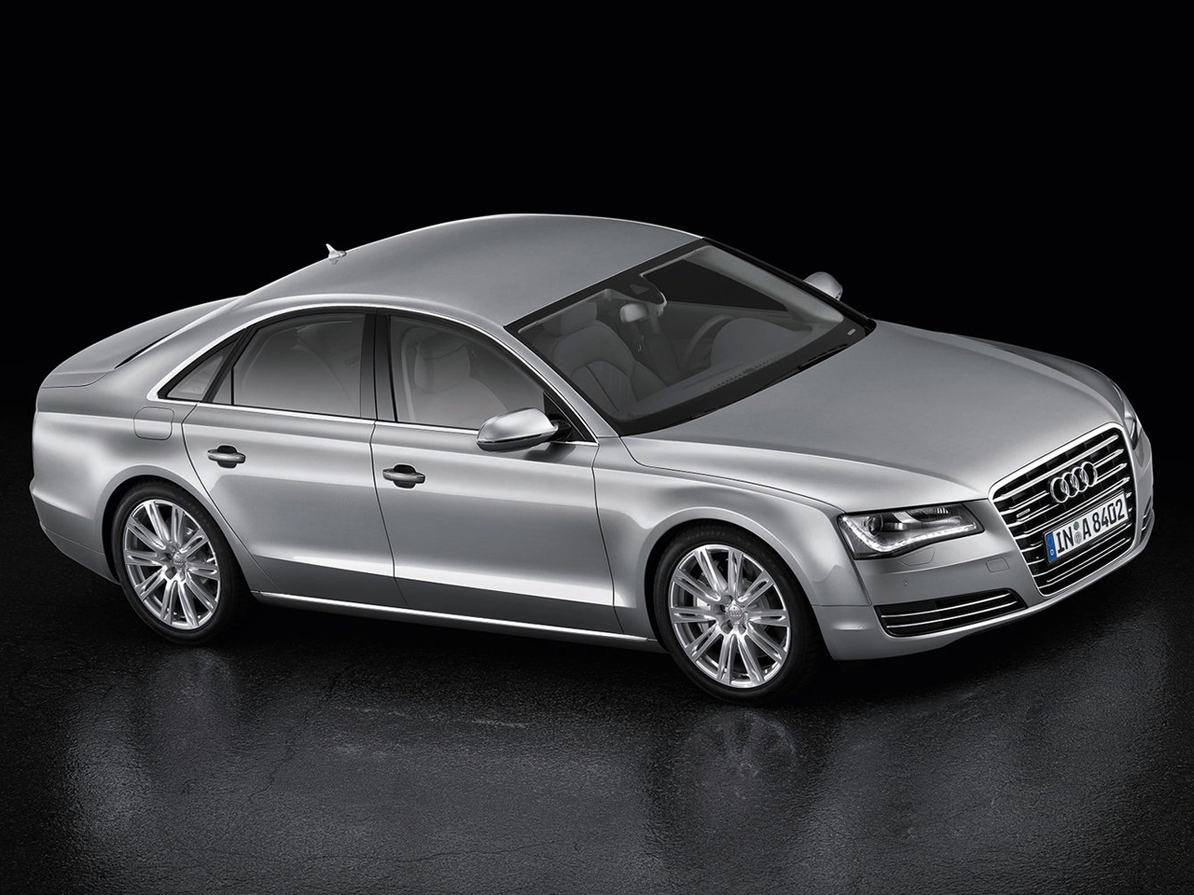 Audi-A8-2011-C03