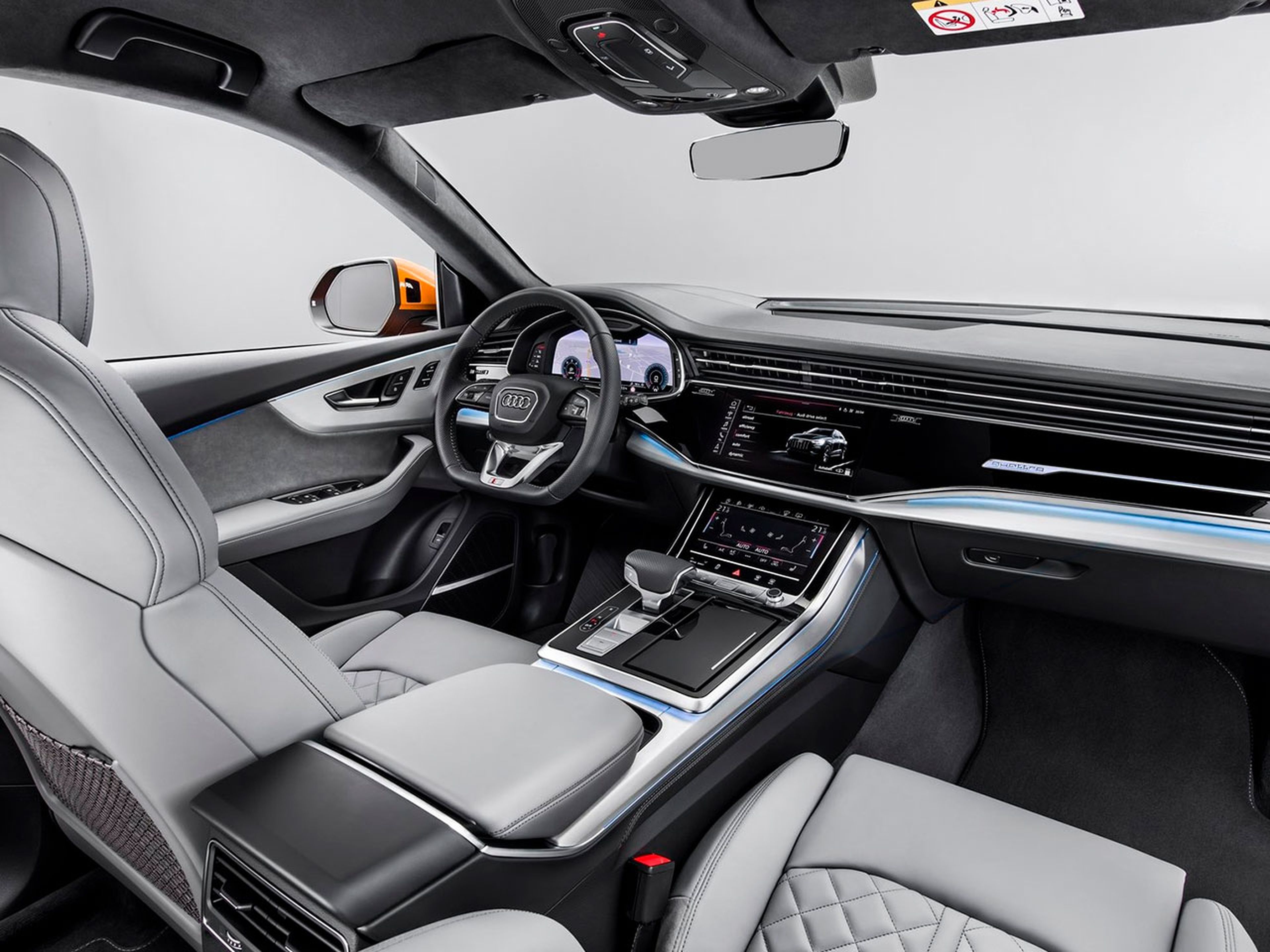 Audi-Q8-2019-C04