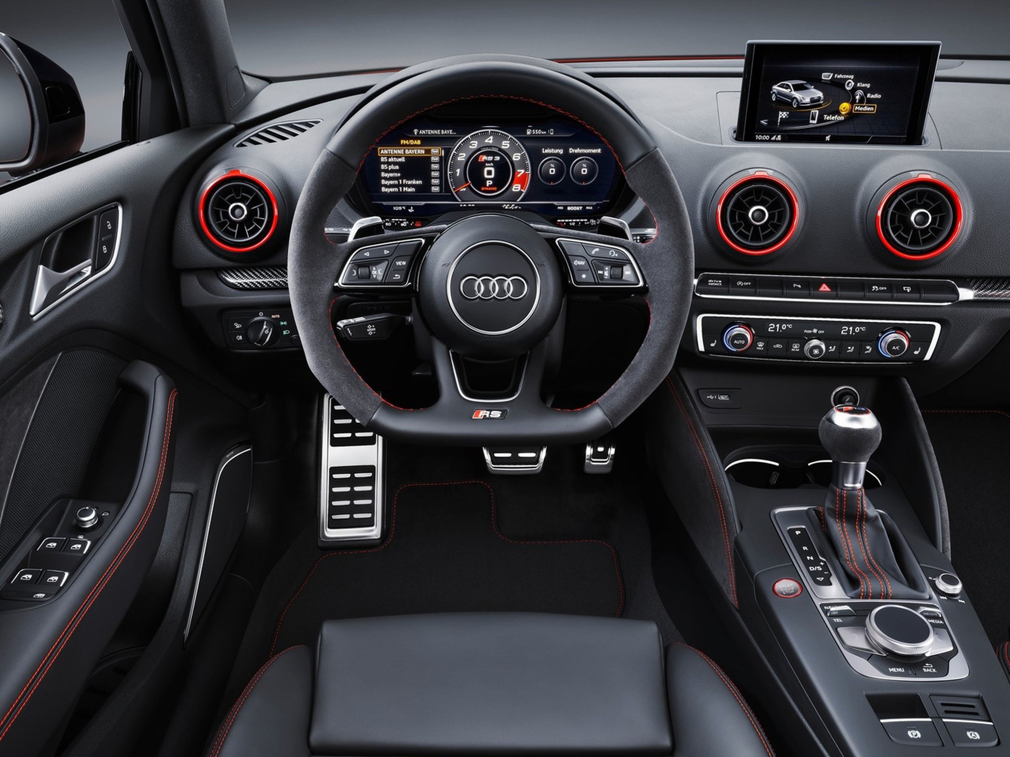 Audi-RS3_Sedan-2017-C04
