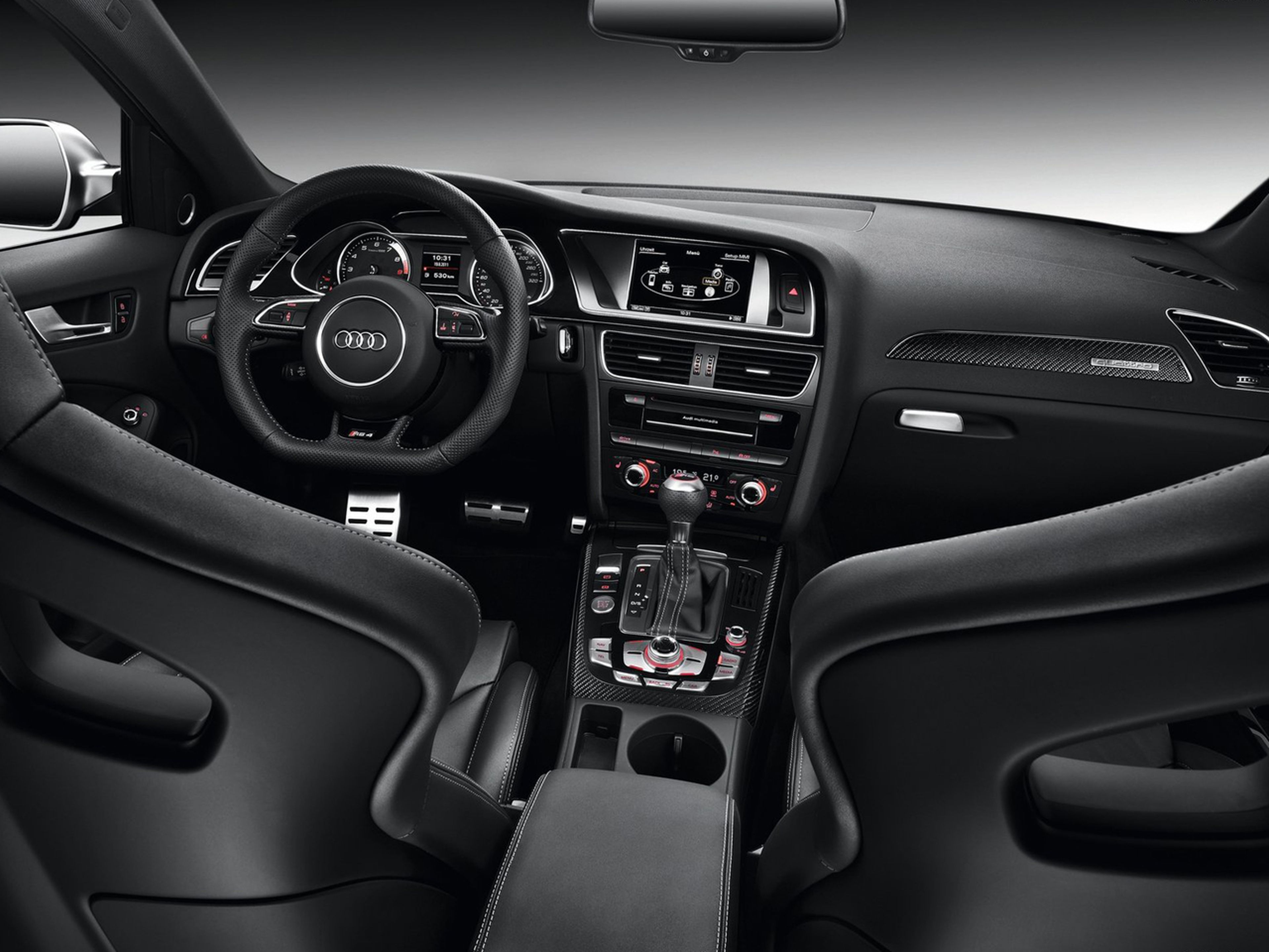 Audi-RS4_Avant_2013_C04