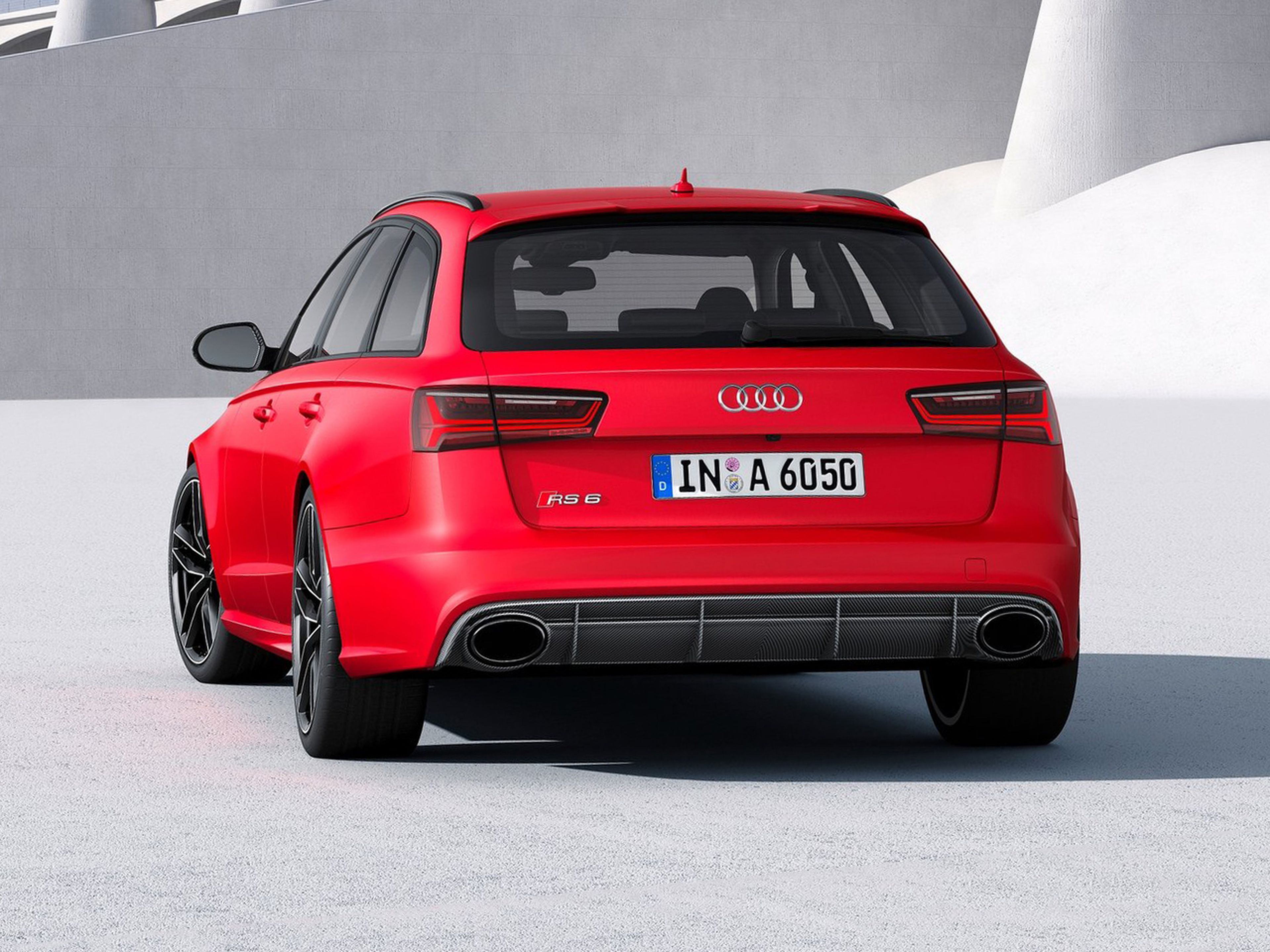 Audi-RS6_Avant_2015_C03