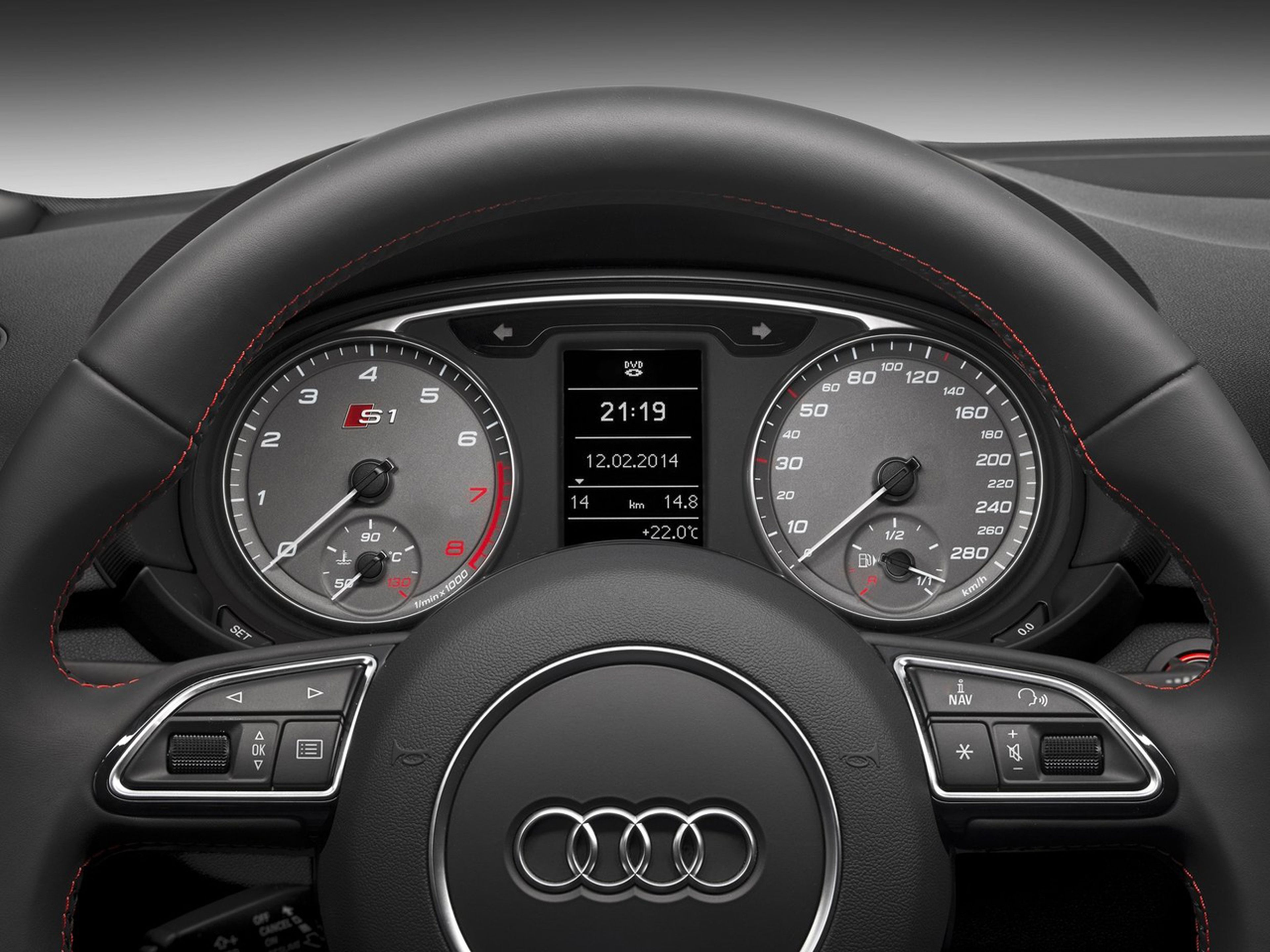 Audi-S1_2015_C06