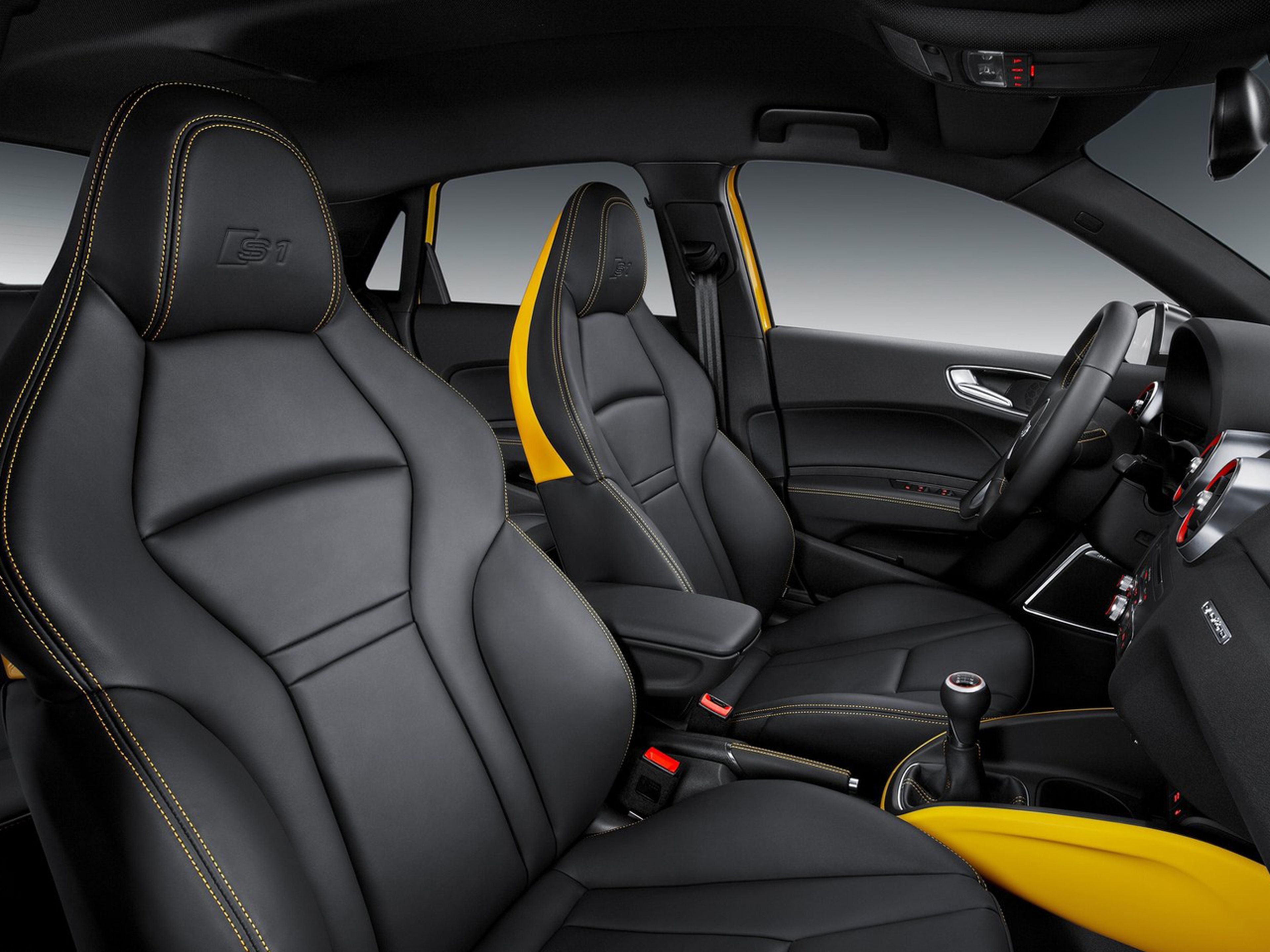 Audi-S1_Sportback_2015_C05