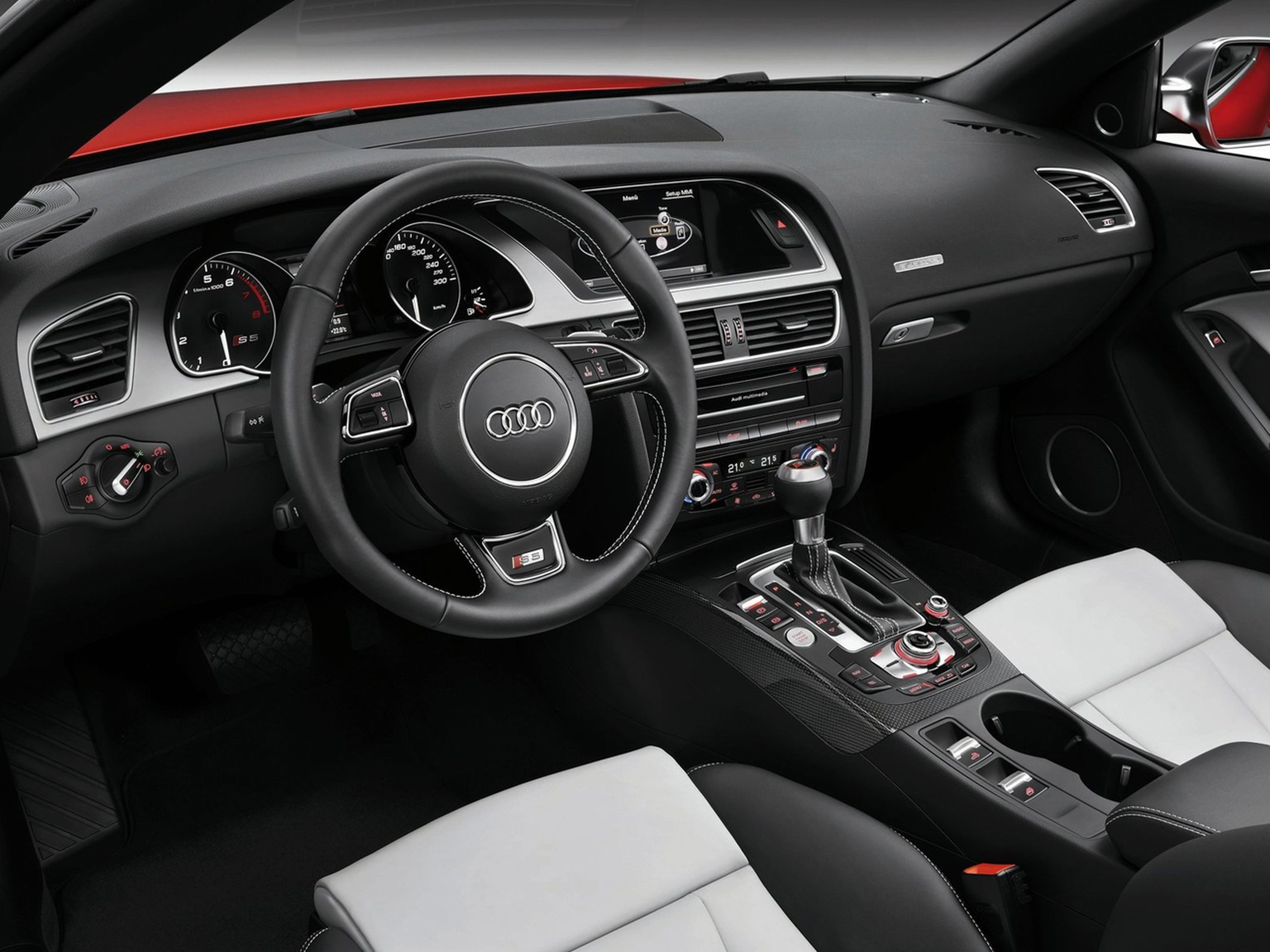 Audi-S5_Cabriolet_2012_C04