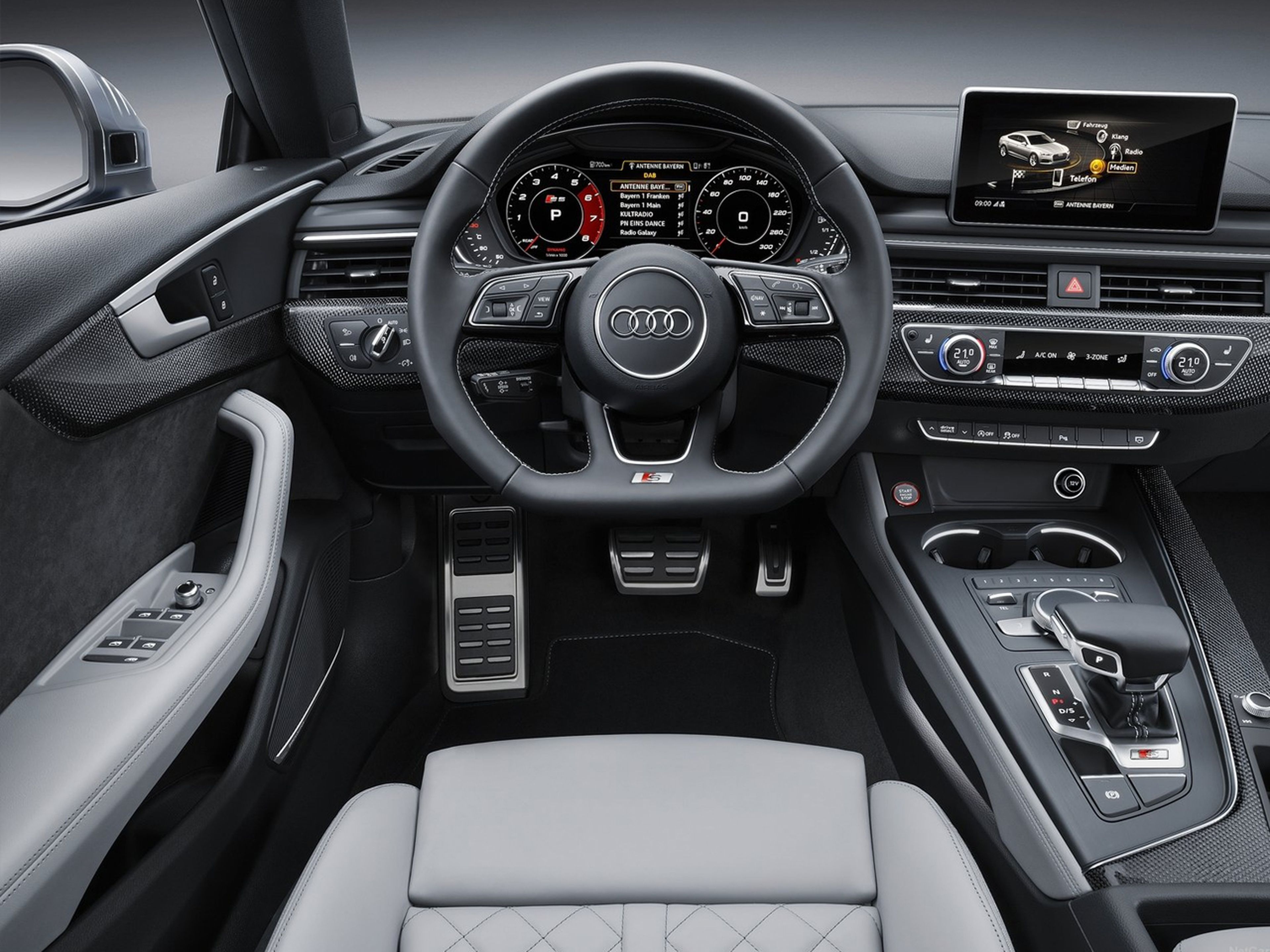 Audi-S5_Sportback-2017-C04