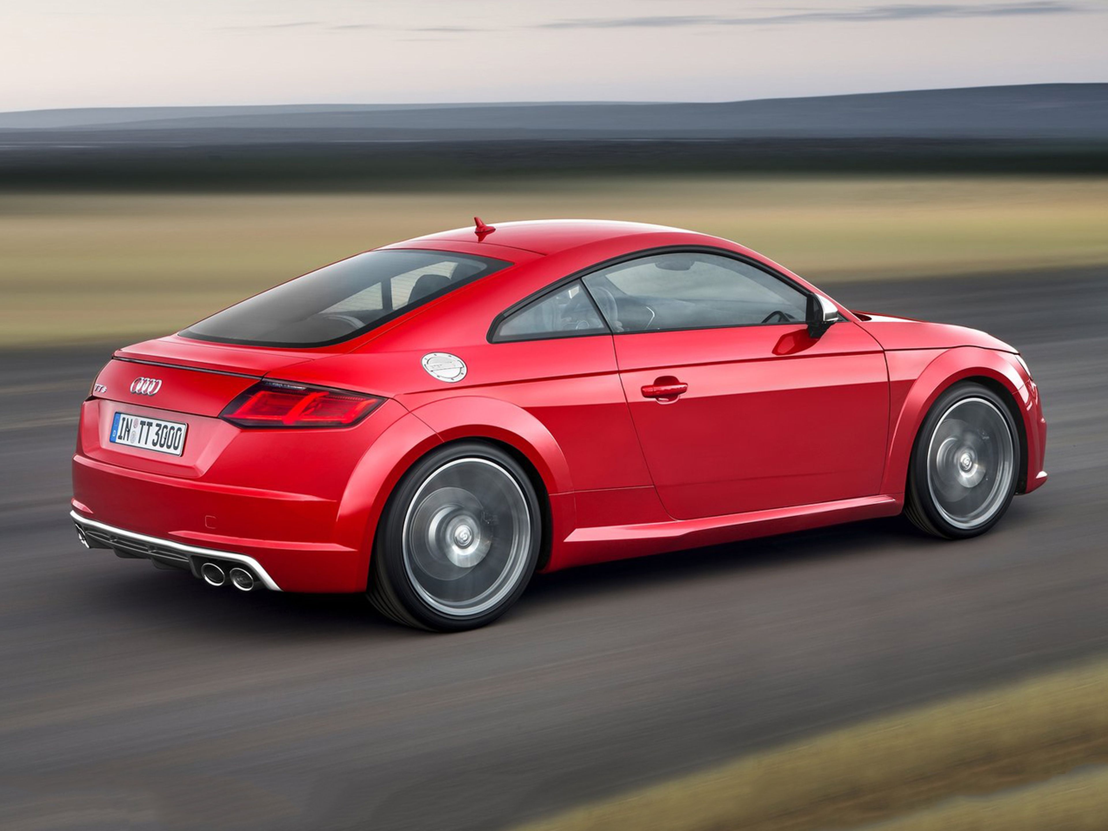 Audi-TTS_Coupe_2015_C08