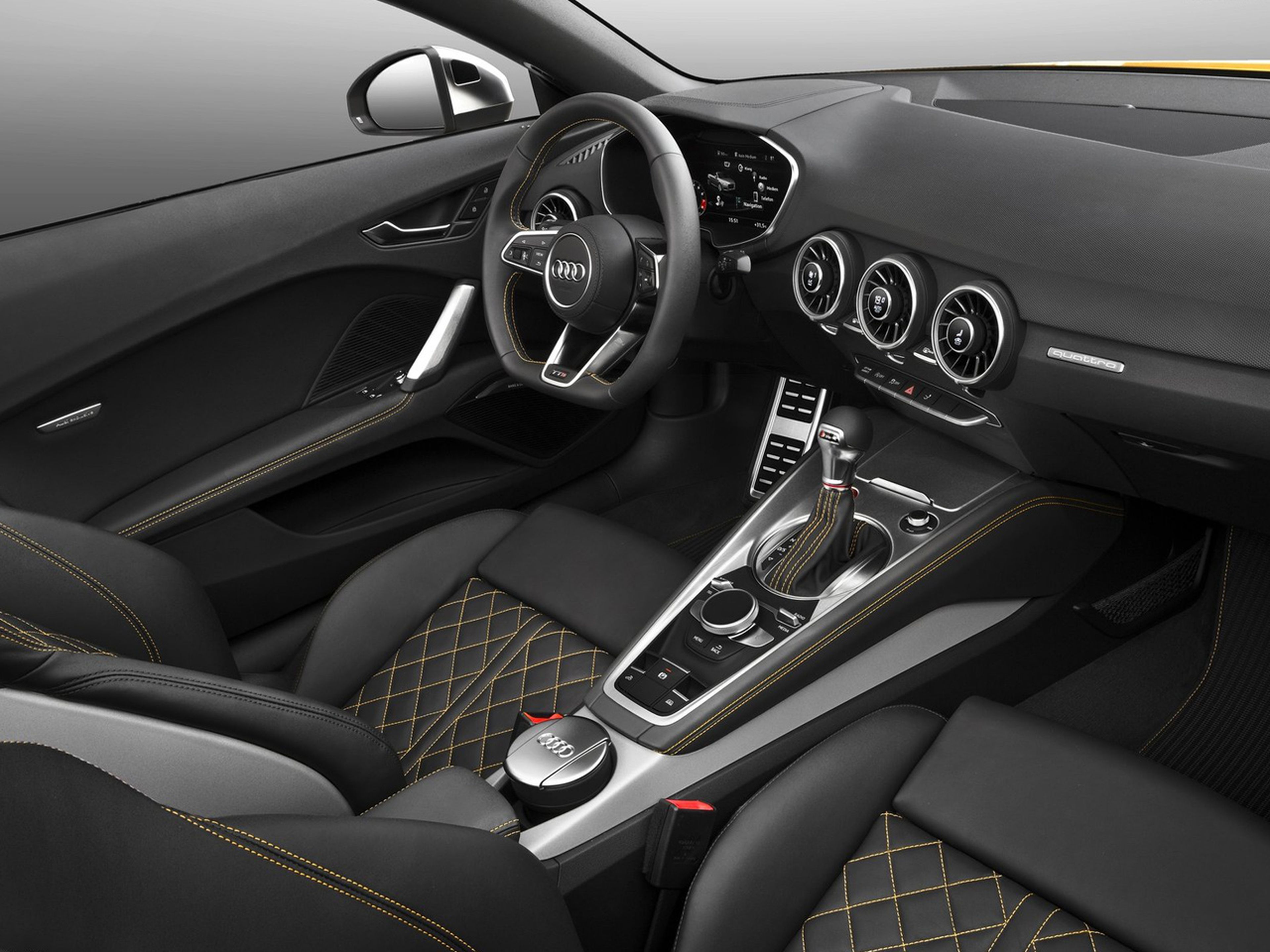 Audi-TTS_Roadster_2015_C05