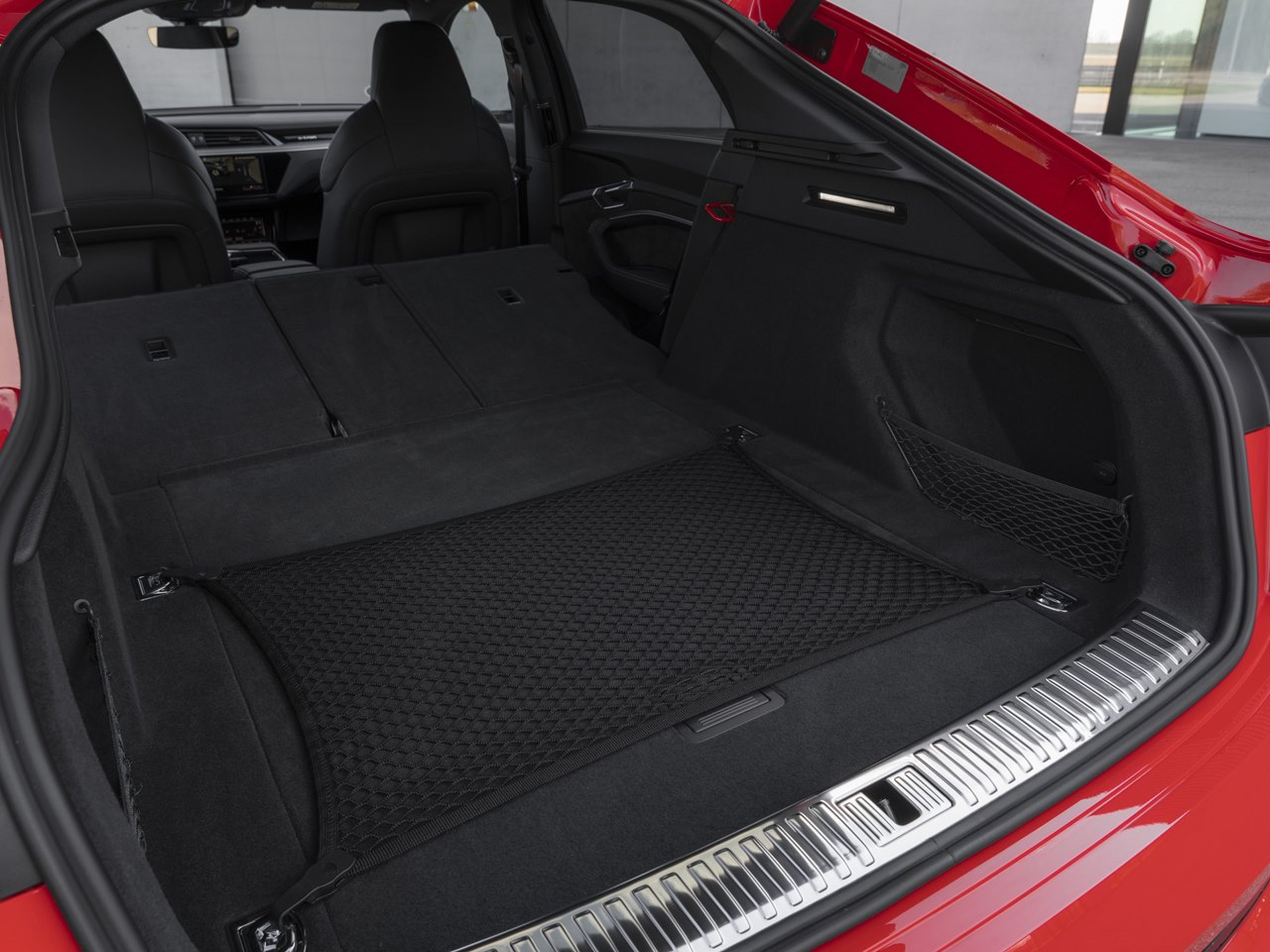 Audi e-tron Sportback detalle maletero