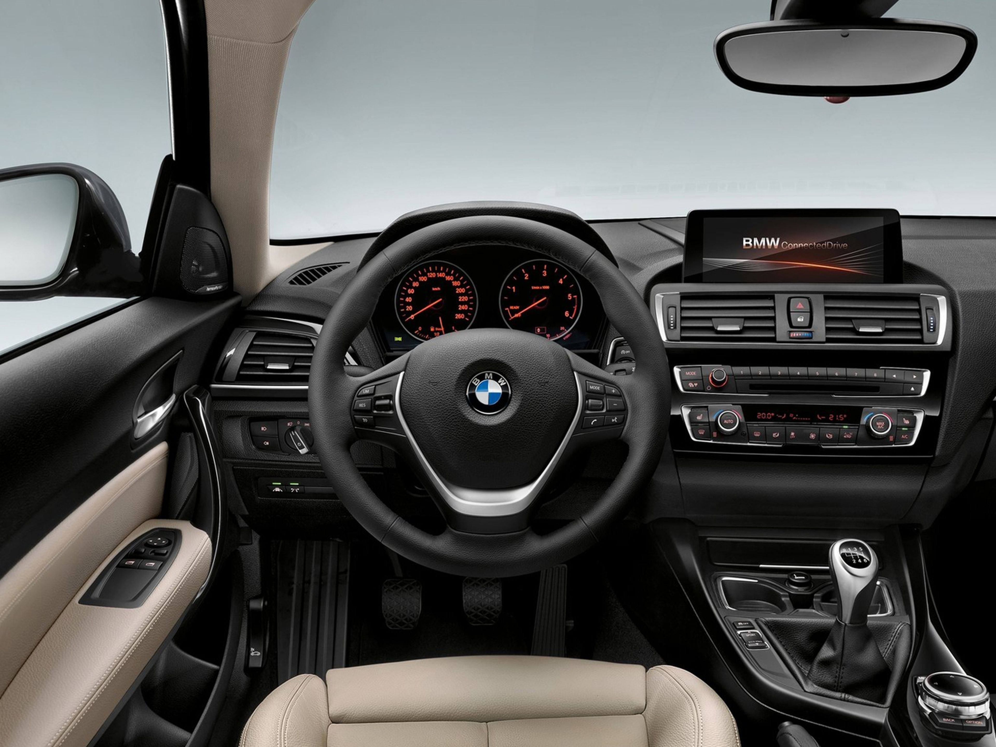 BMW-1-Series-Sporthatch_2016-C03