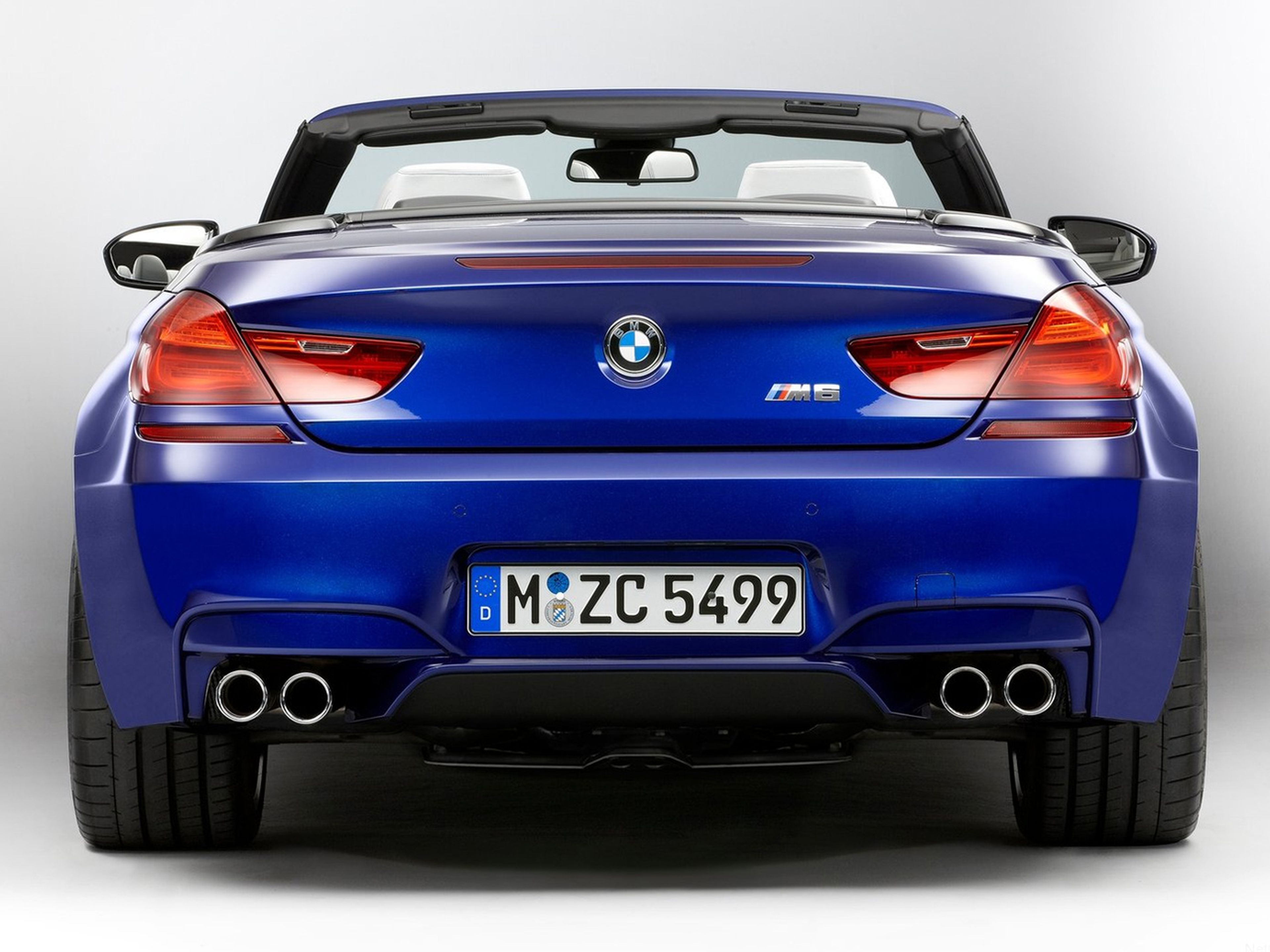 BMW-M6_Convertible-2013-C03