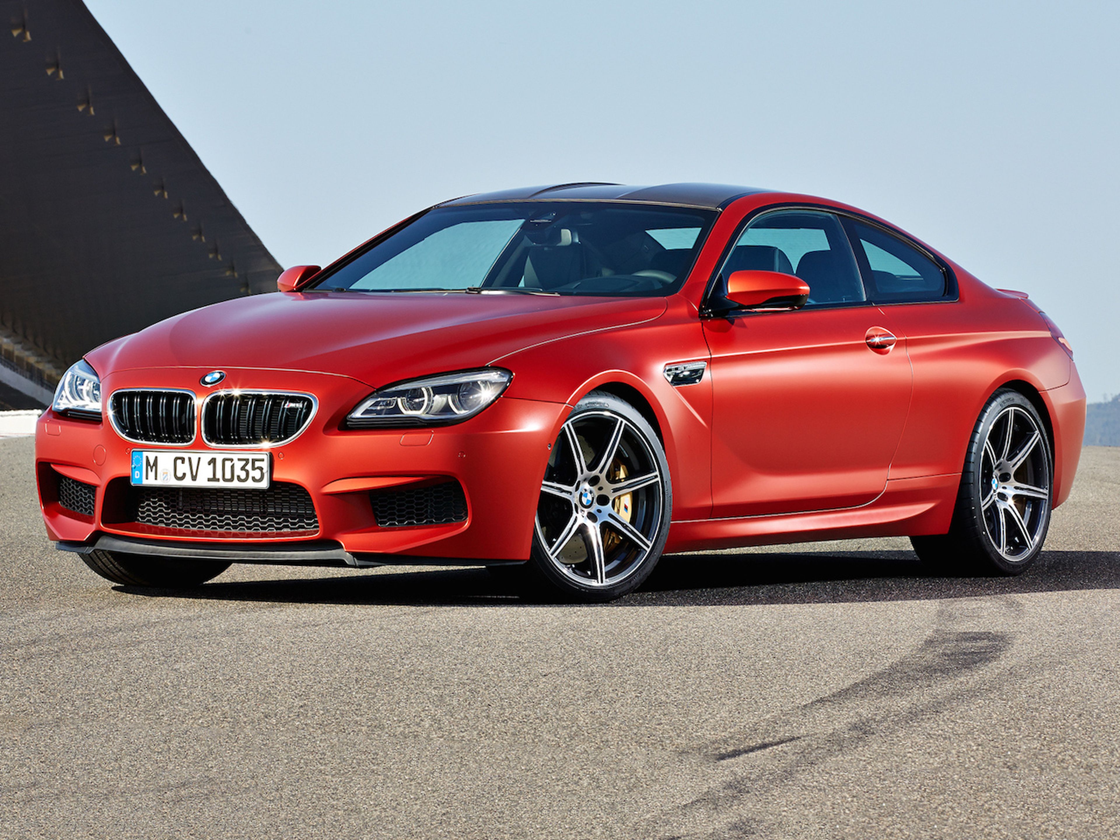 BMW-M6_Coupe-2015_C01