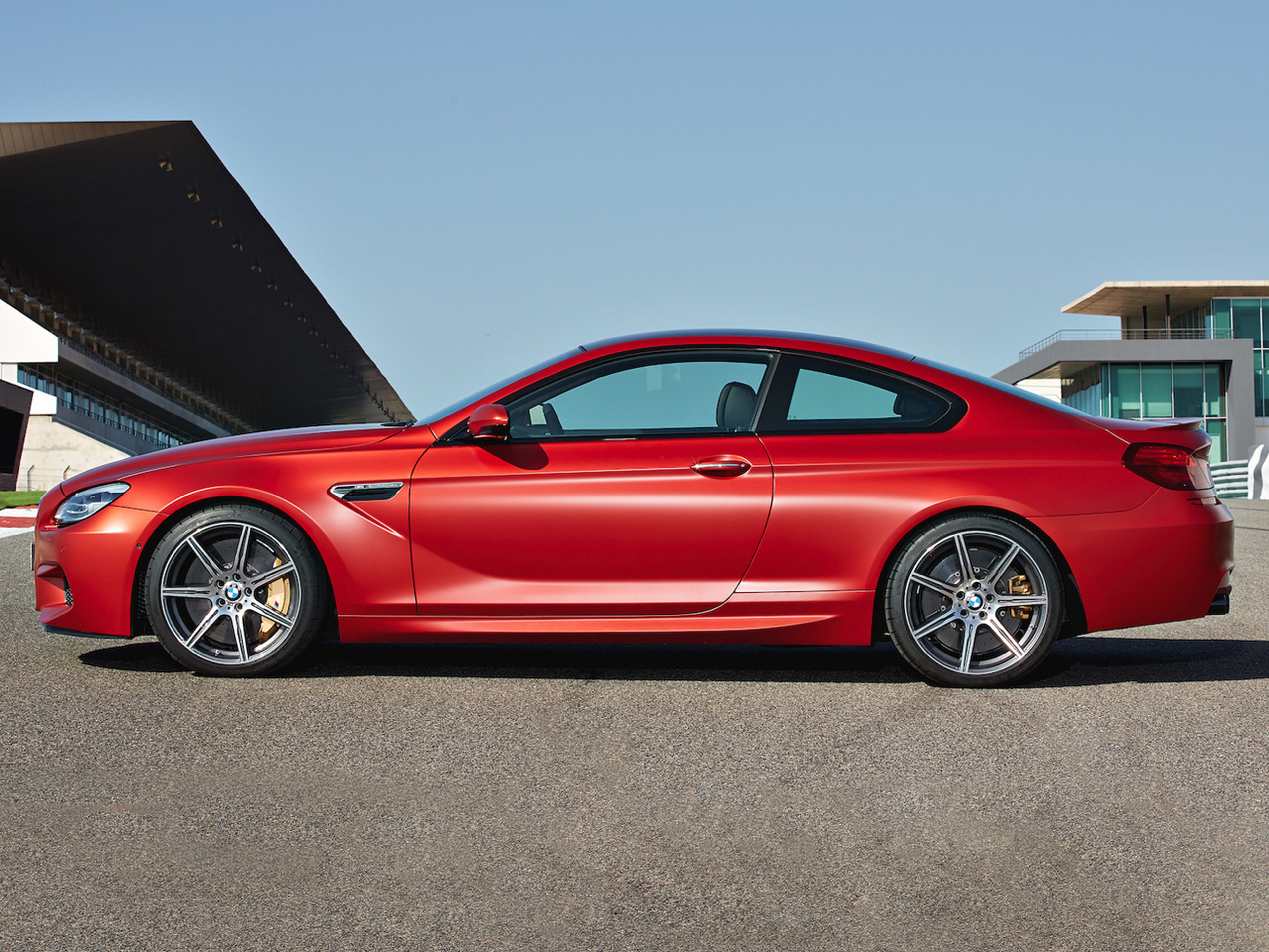 BMW-M6_Coupe-2015_C02
