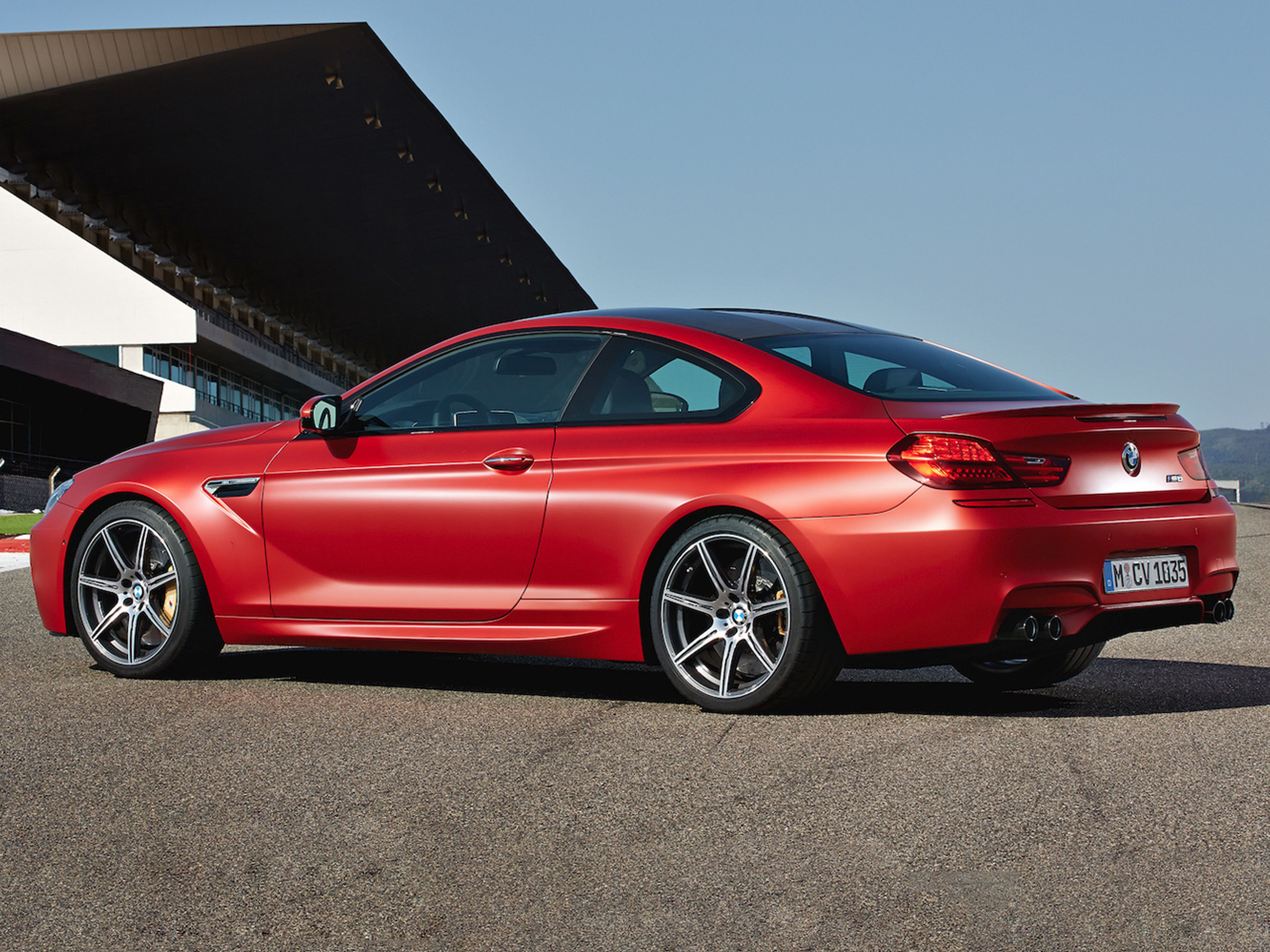 BMW-M6_Coupe-2015_C03