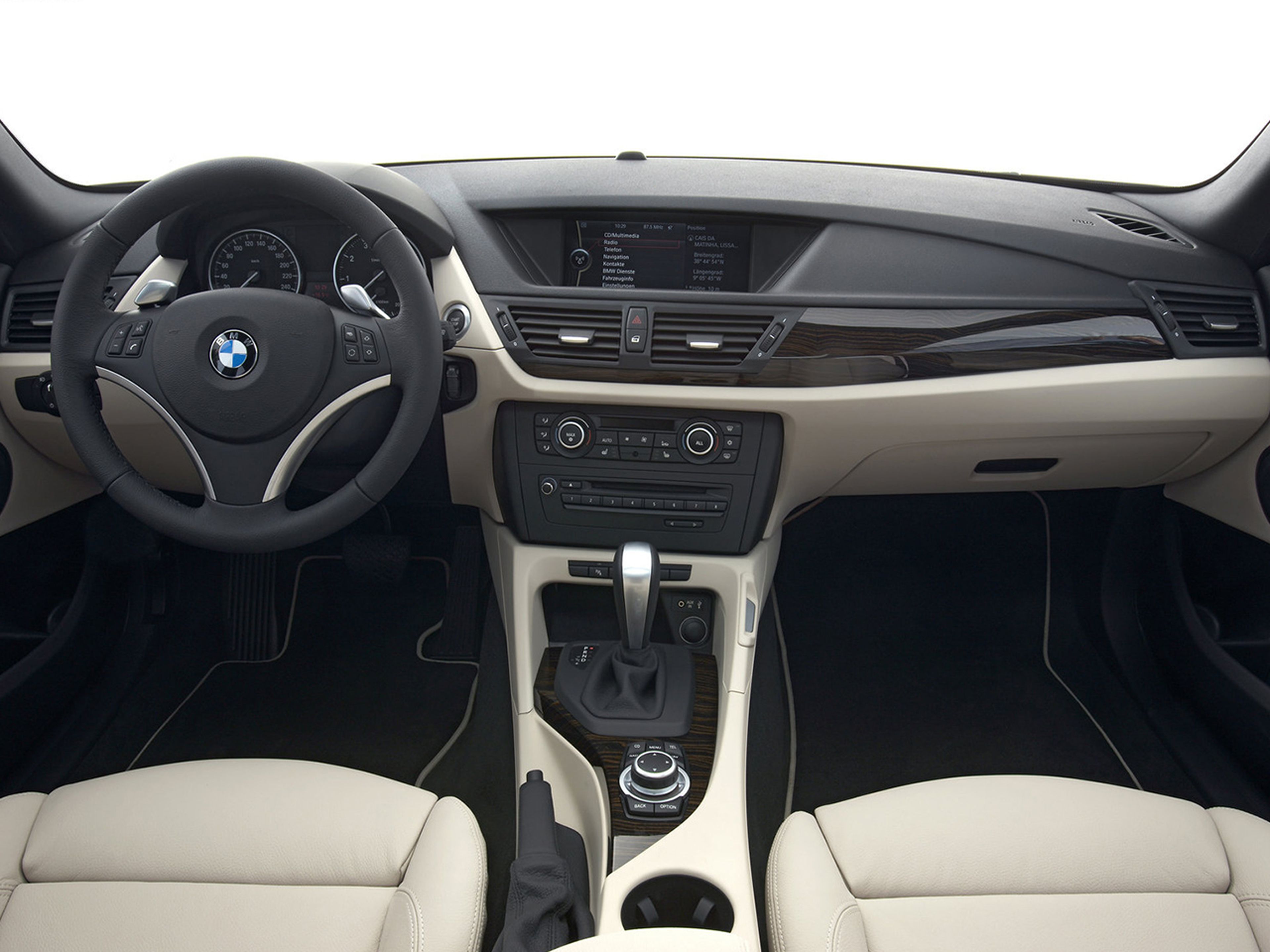BMW-X1-2010-C04