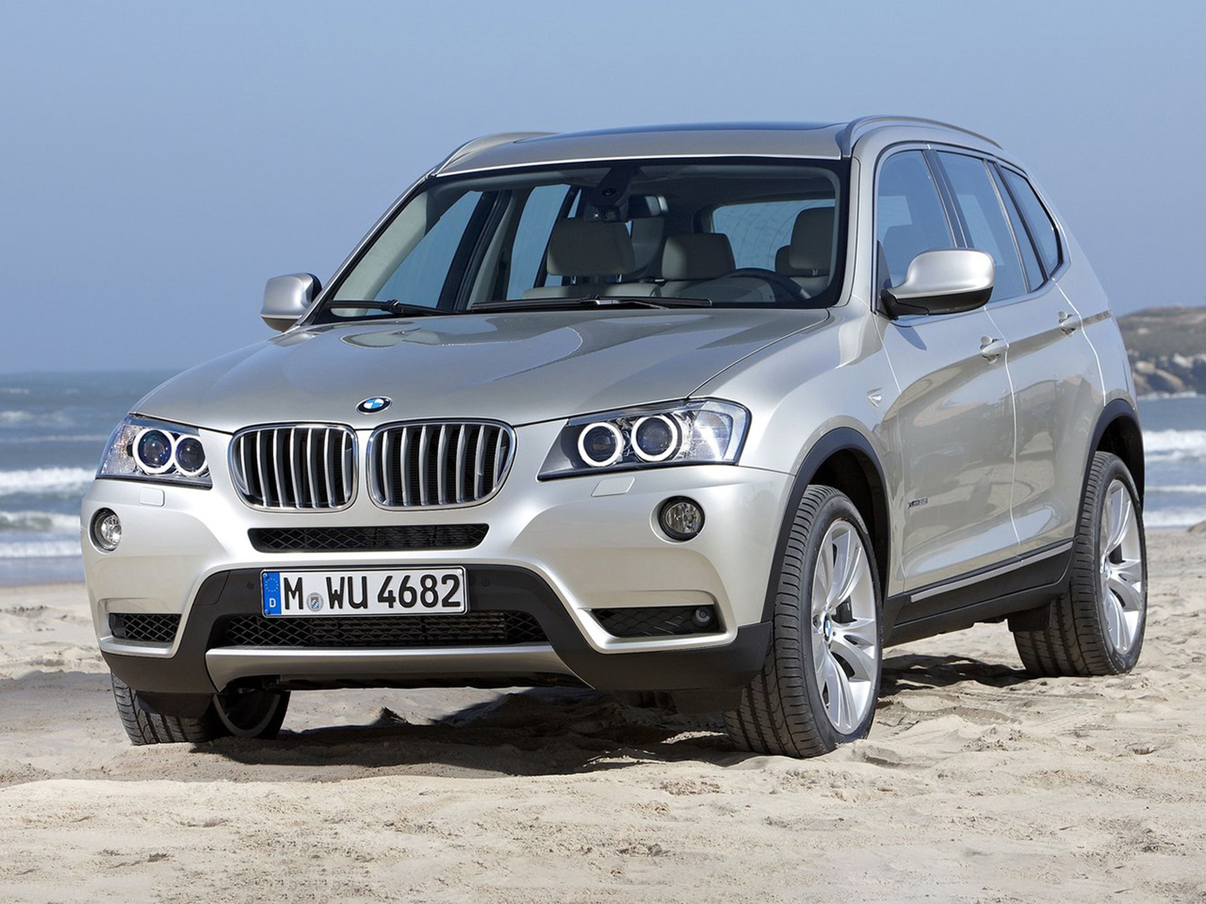 BMW-X3-2011-C01