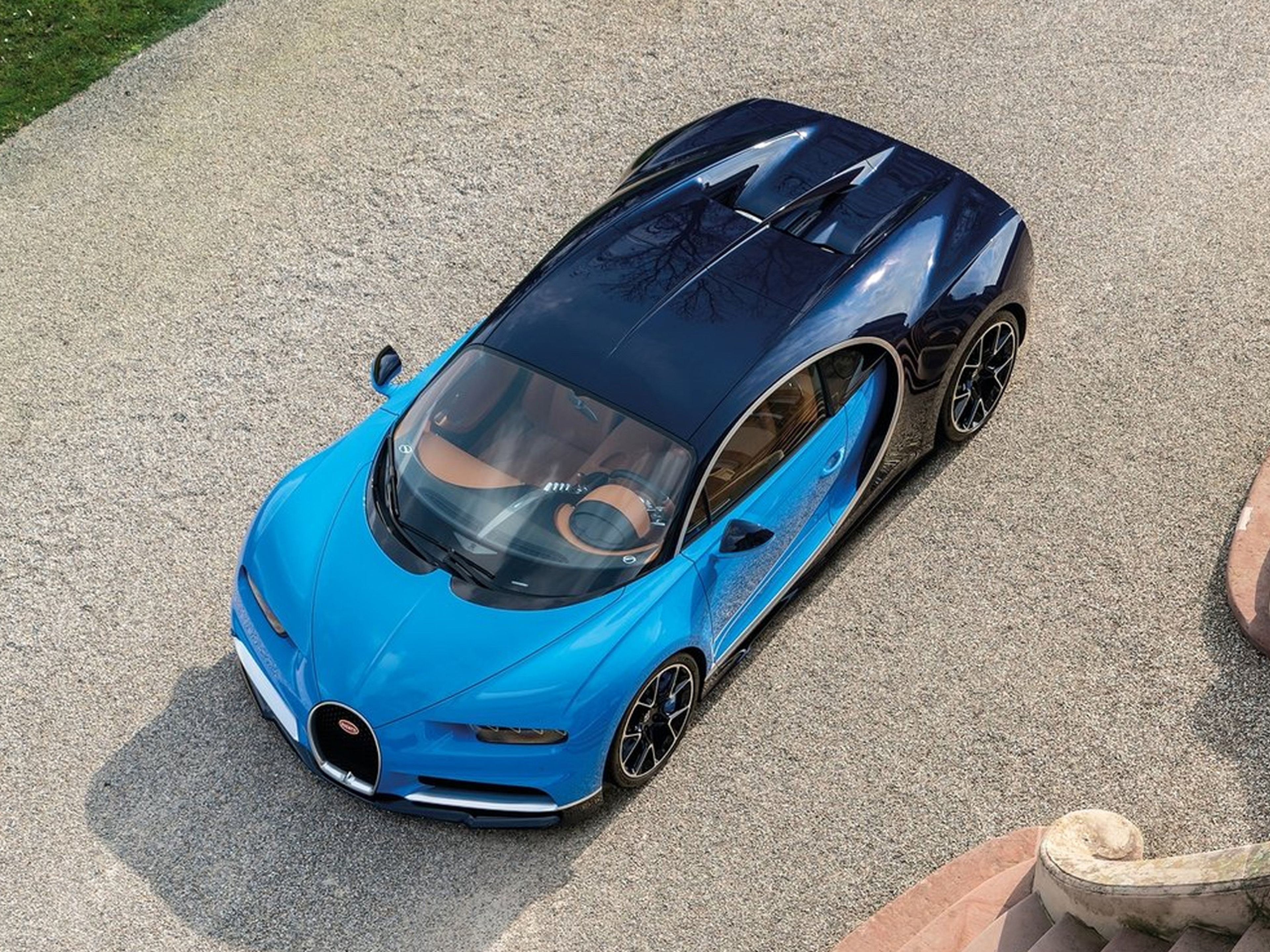 Bugatti-Chiron_2017_C03