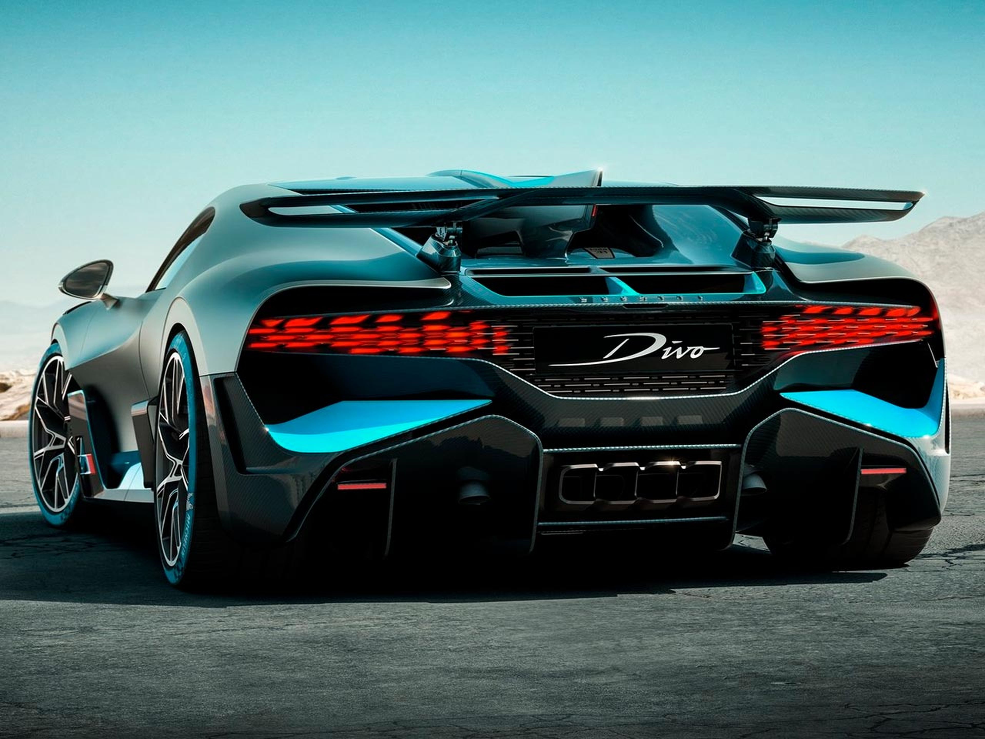 Bugatti-Divo-2019-C03
