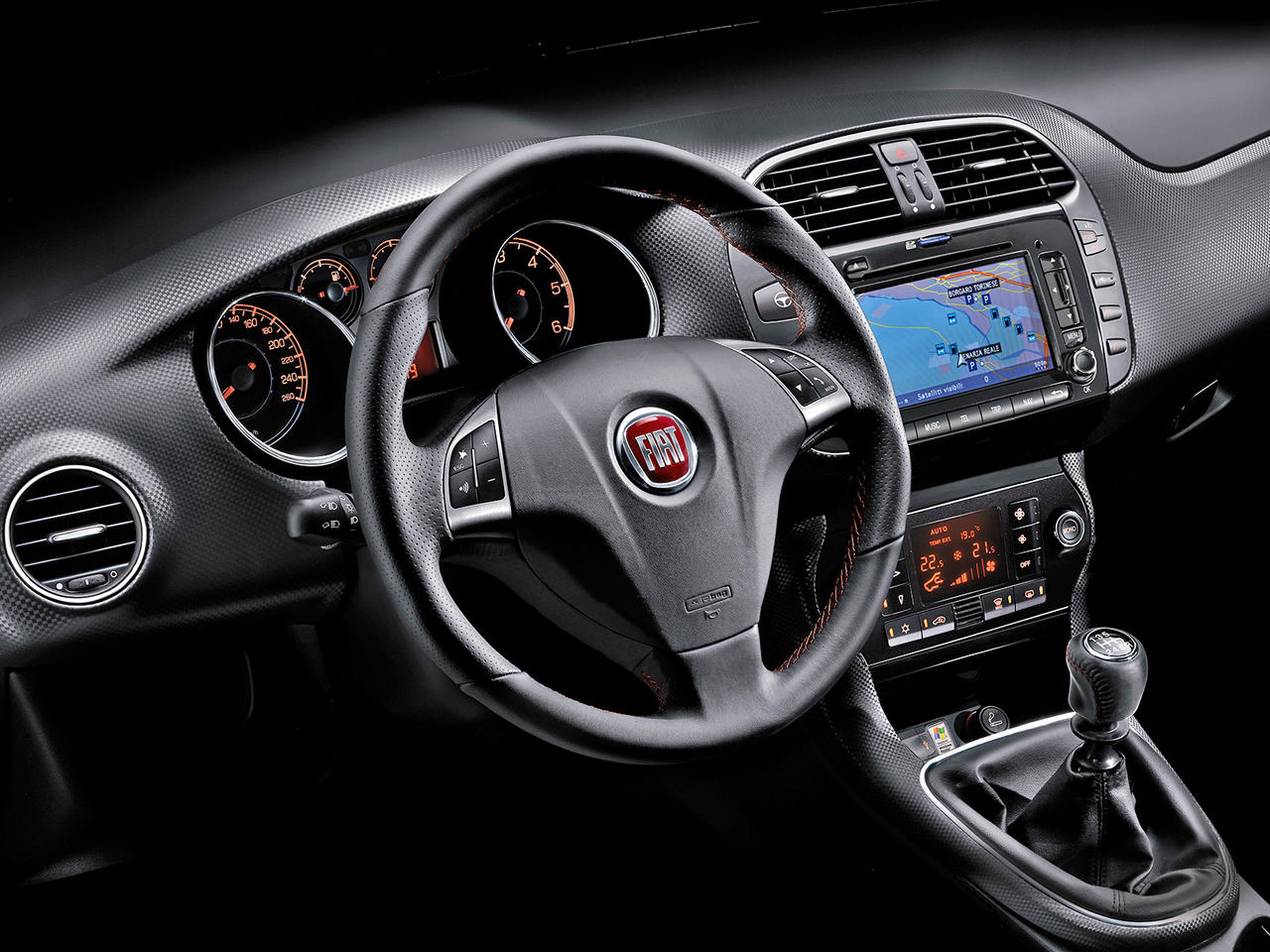 Fiat Bravo, todas las versiones y motorizaciones del mercado, con precios,  imágenes, datos técnicos y pruebas.