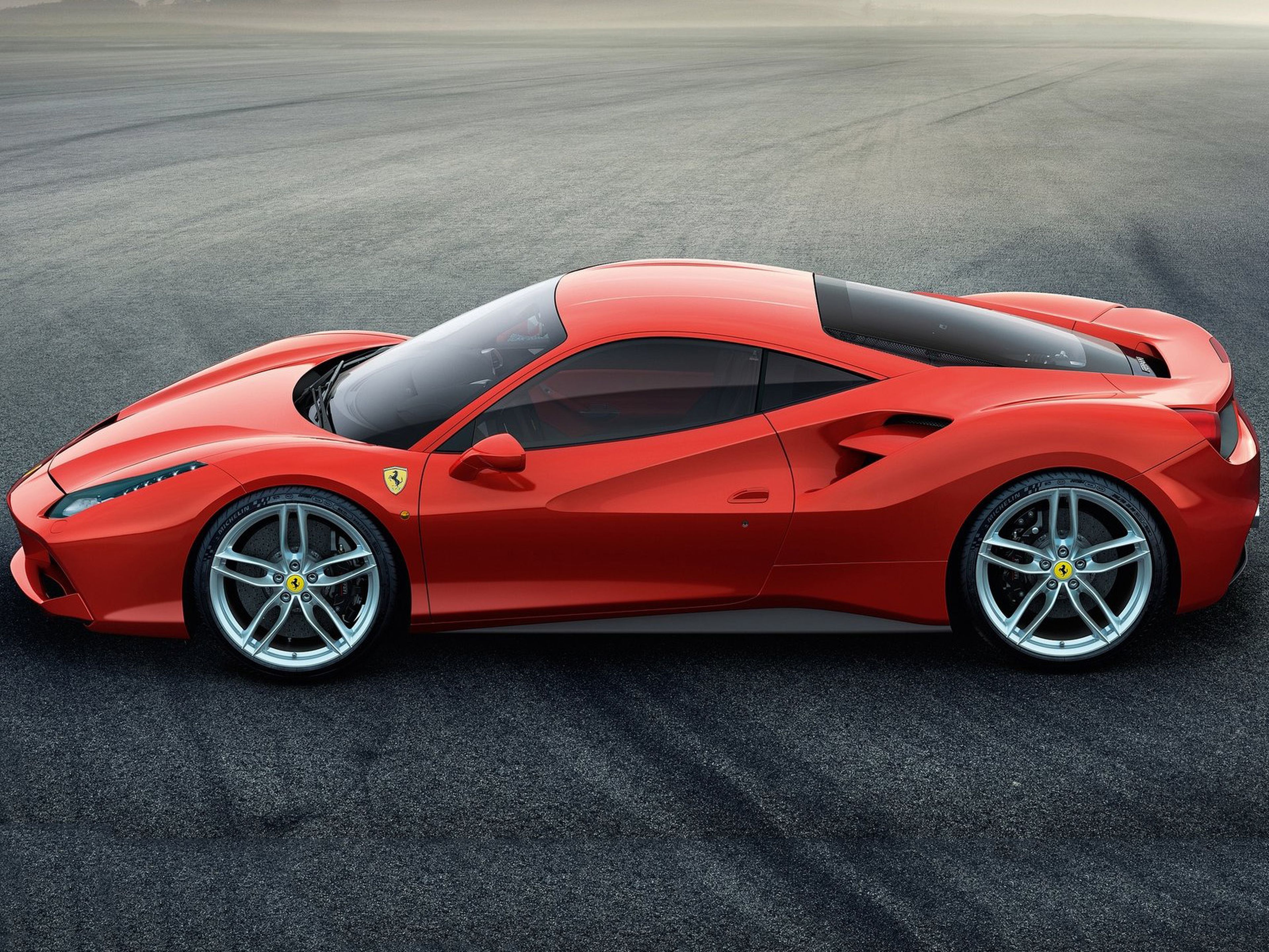 Ferrari-488_GTB_2016_03