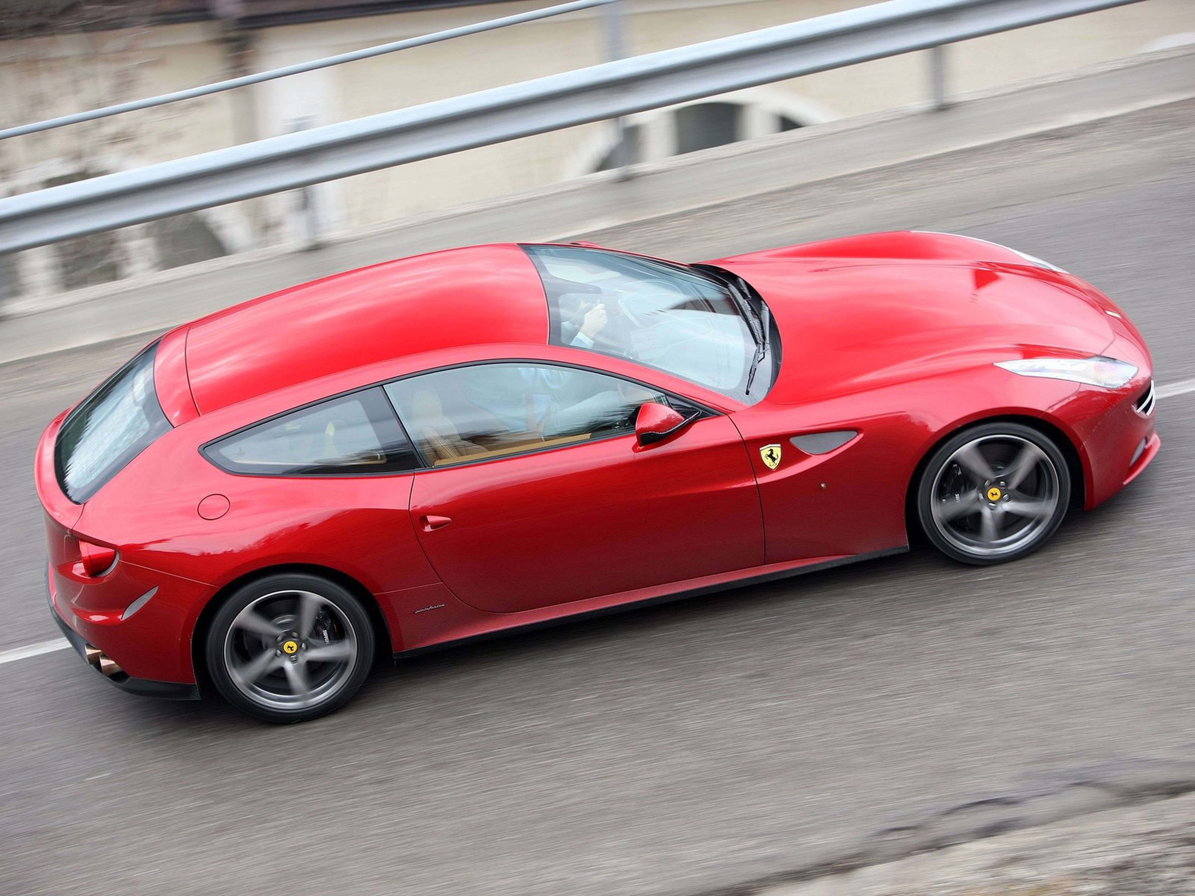 Ferrari-FF_2012_08