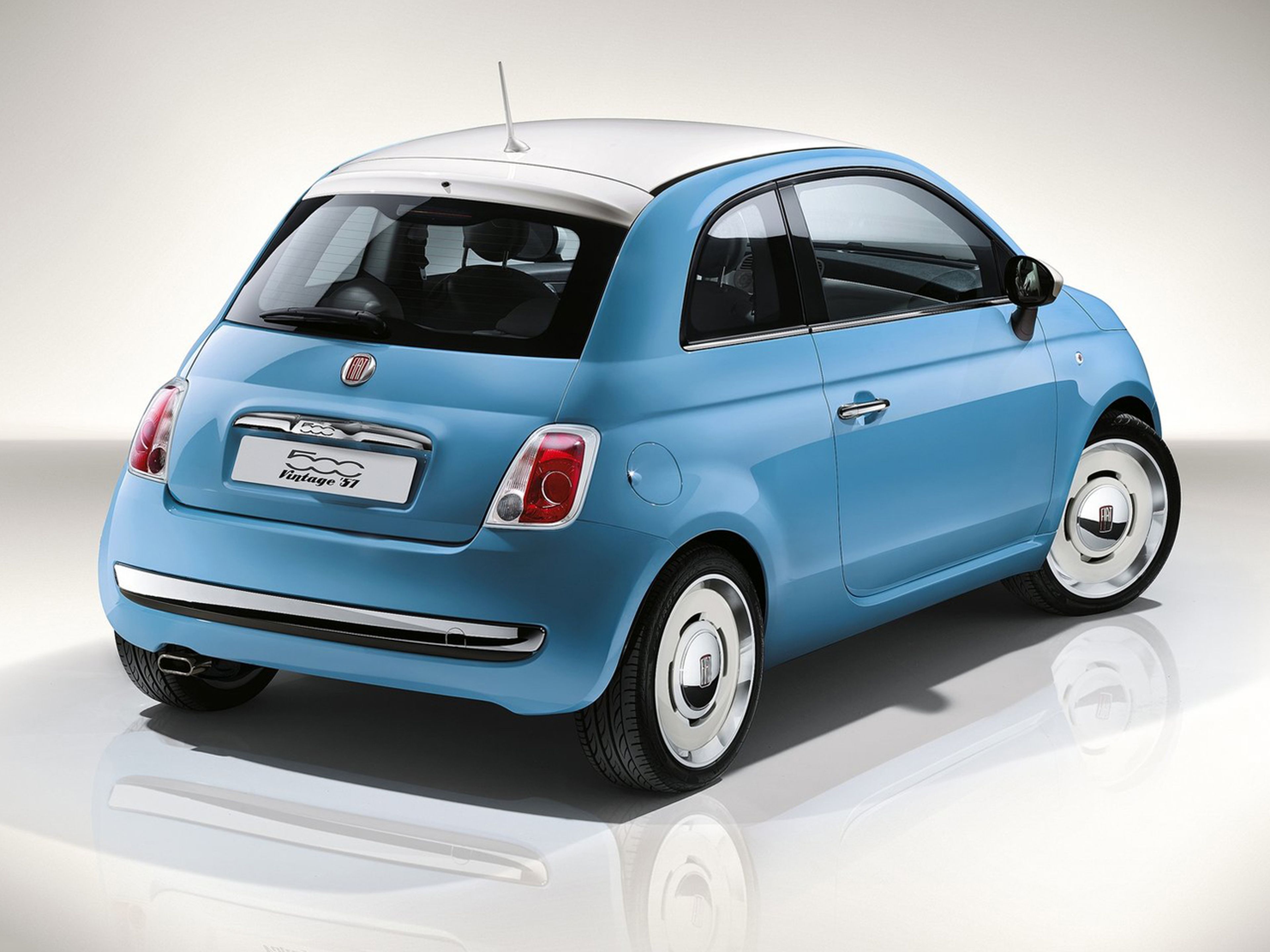 Fiat-500_2015_C03