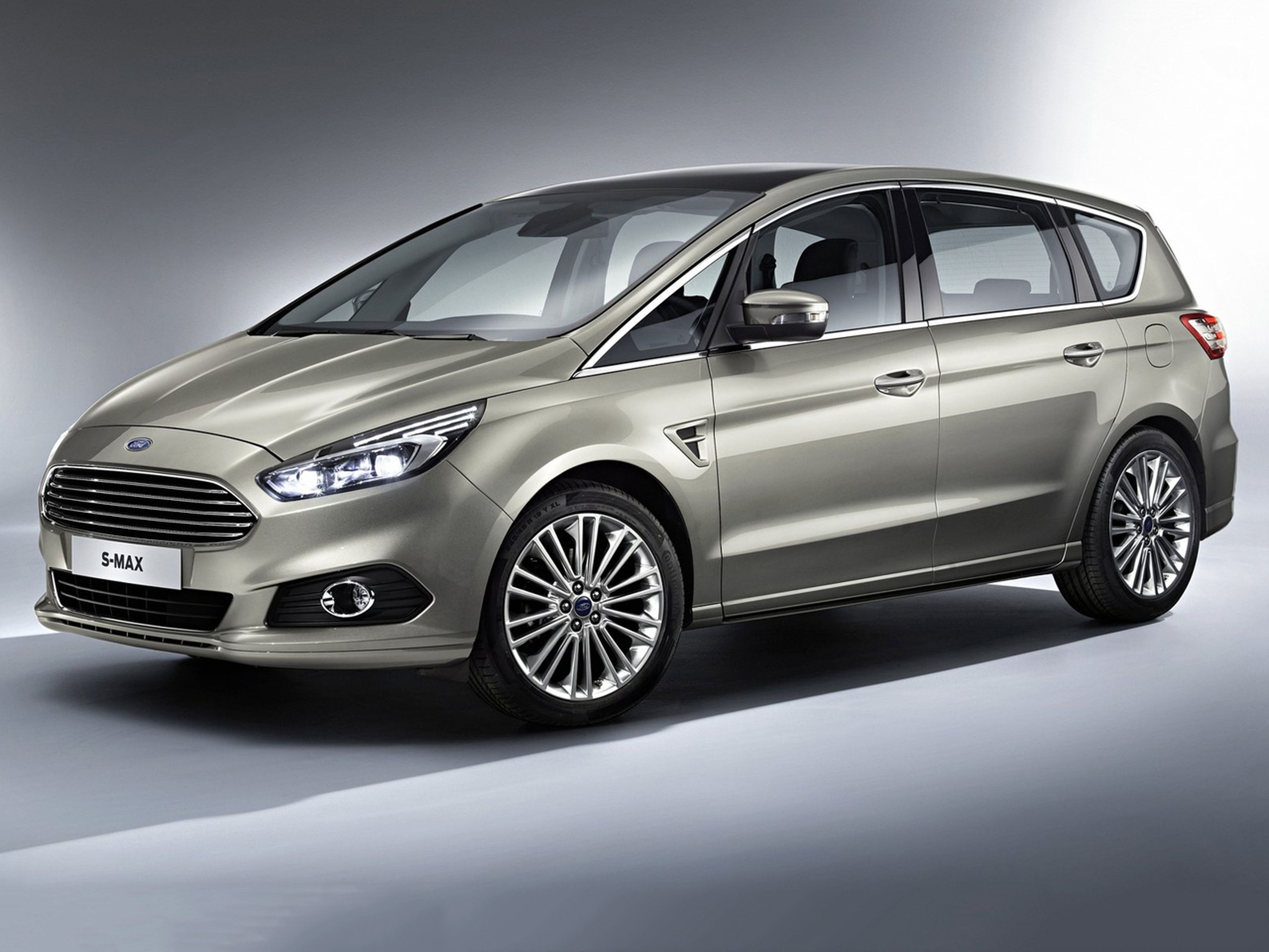 Ford-SMAX_2015_B01