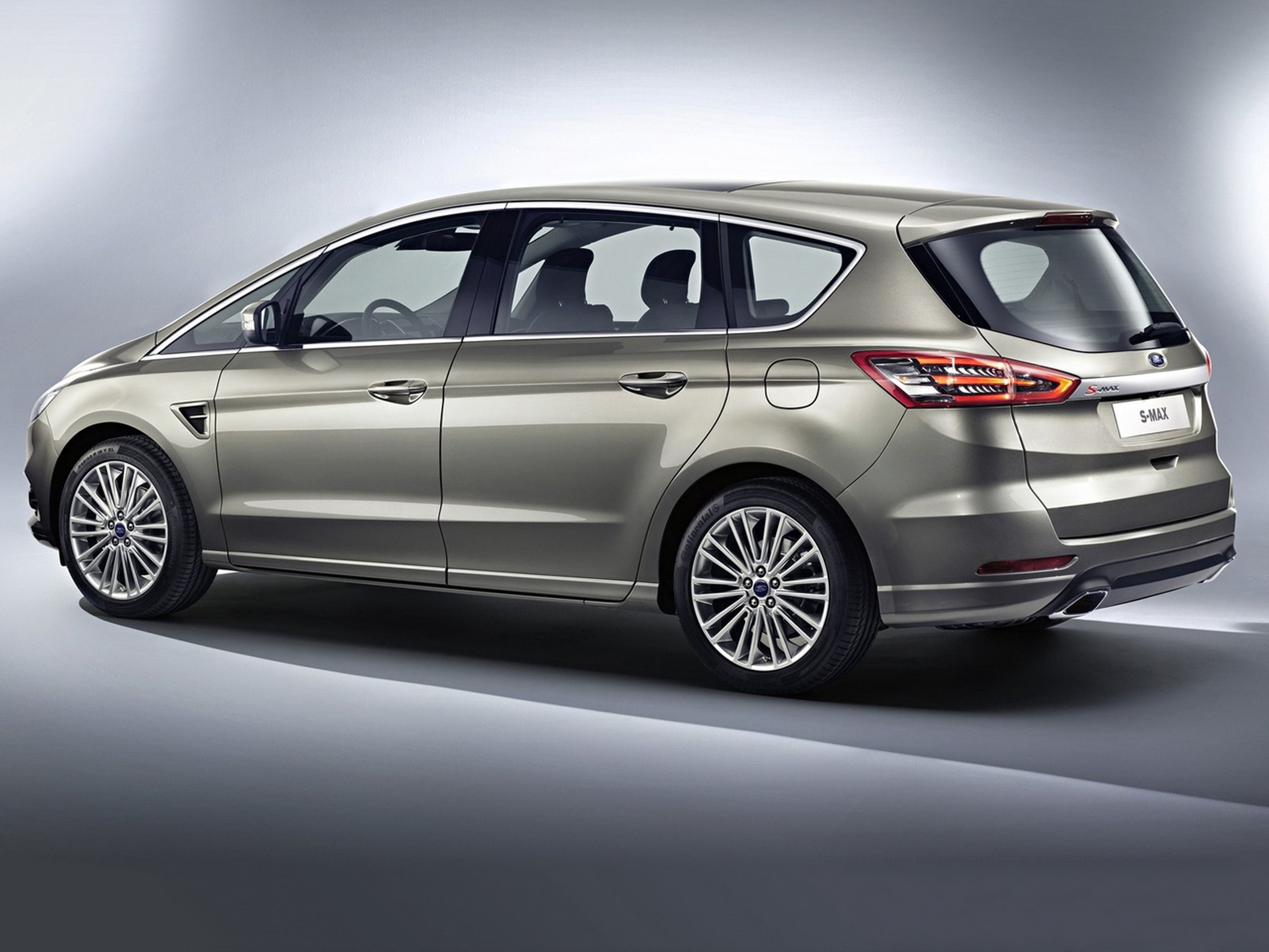 Ford-SMAX_2015_B04