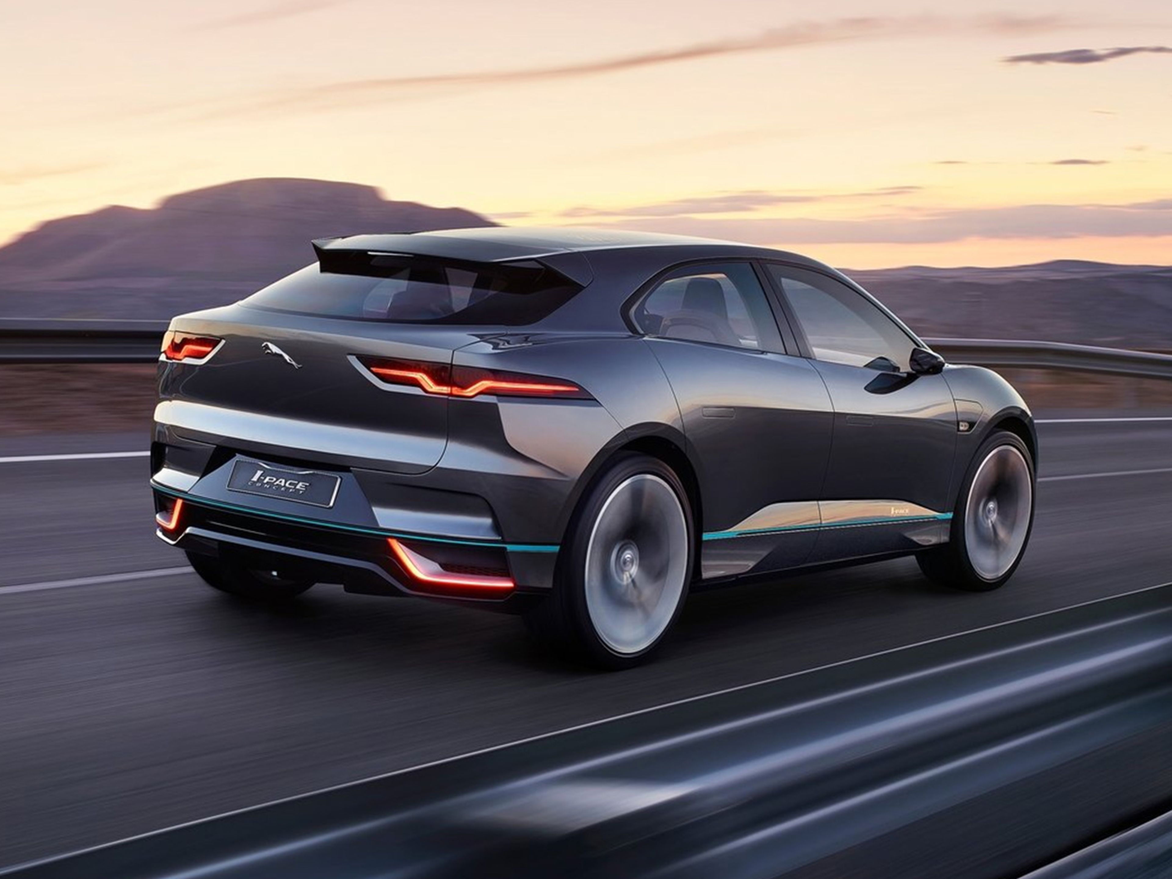 Jaguar-I-Pace_Concept-2016-C08