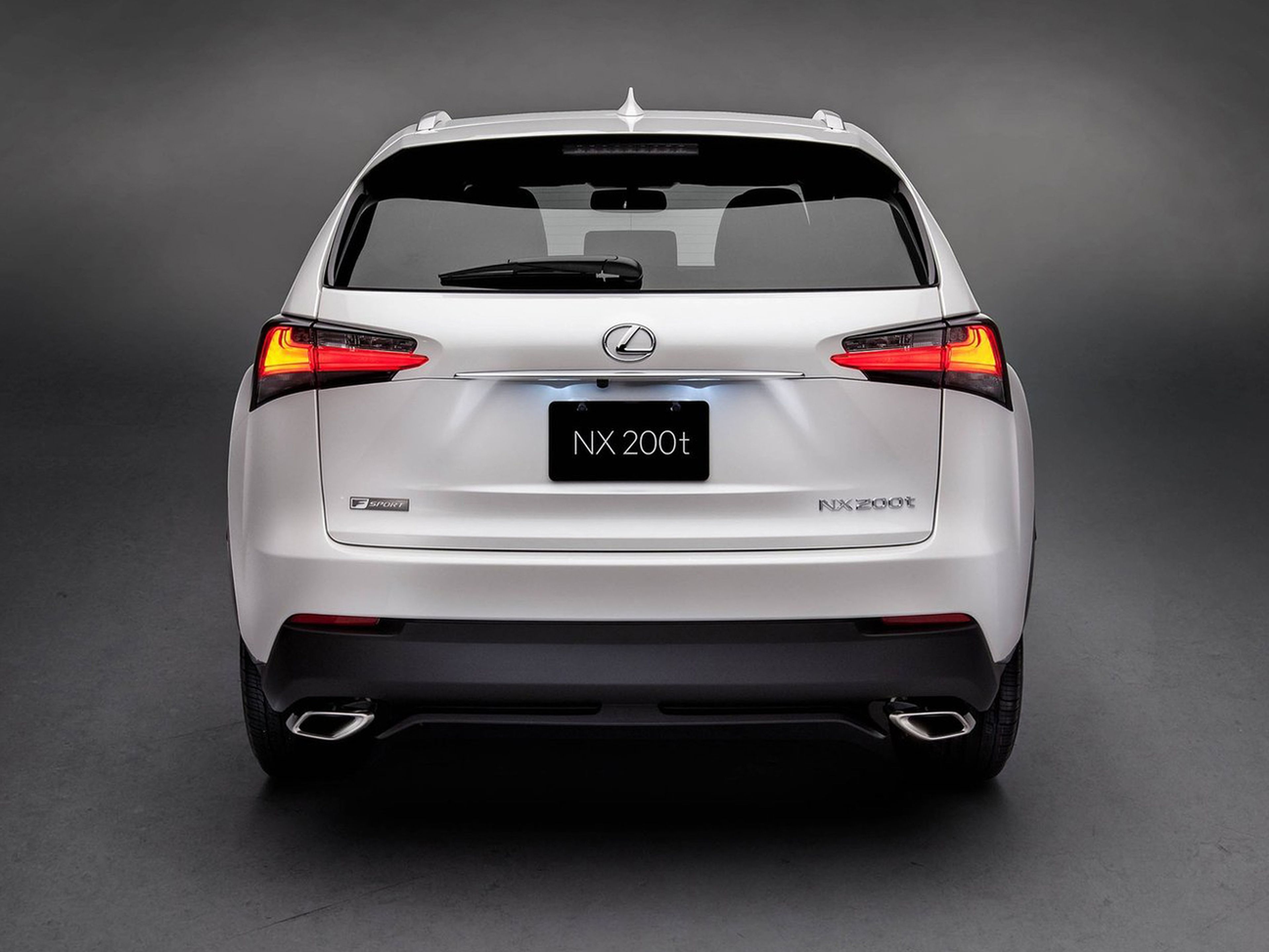Lexus-NX_2015_C03