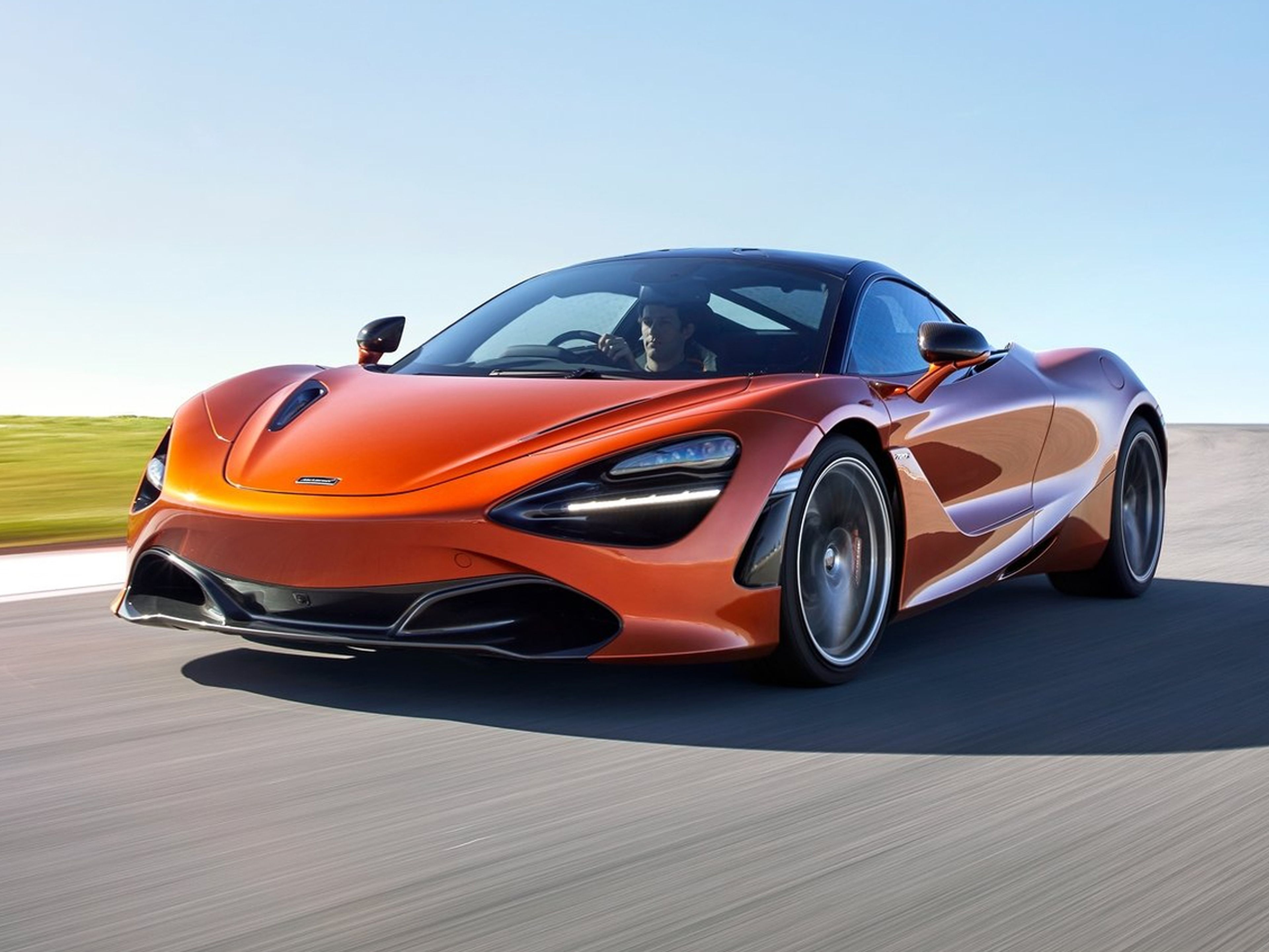 McLaren-720S-2018-C07