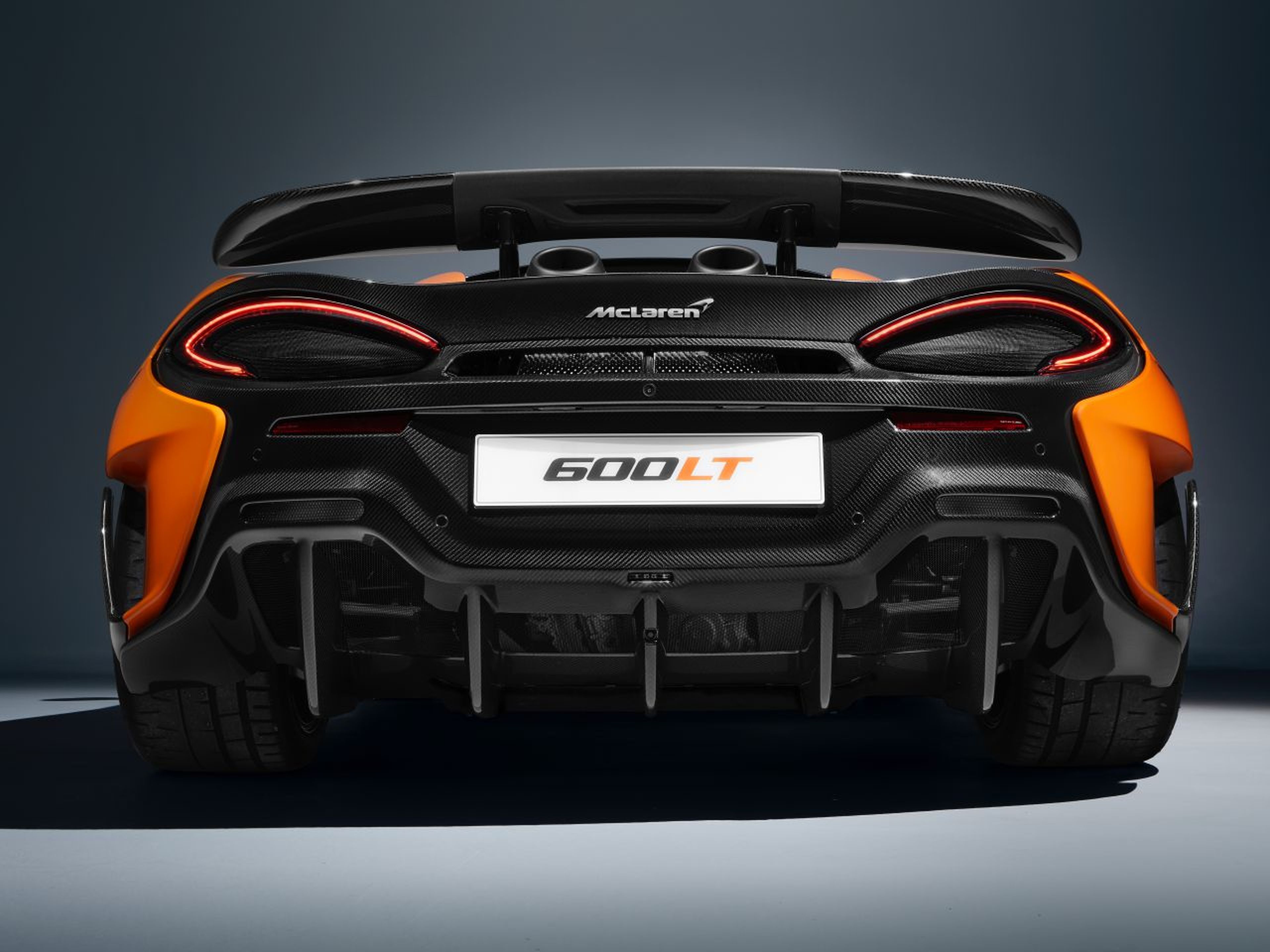 McLaren 600 LT trasera