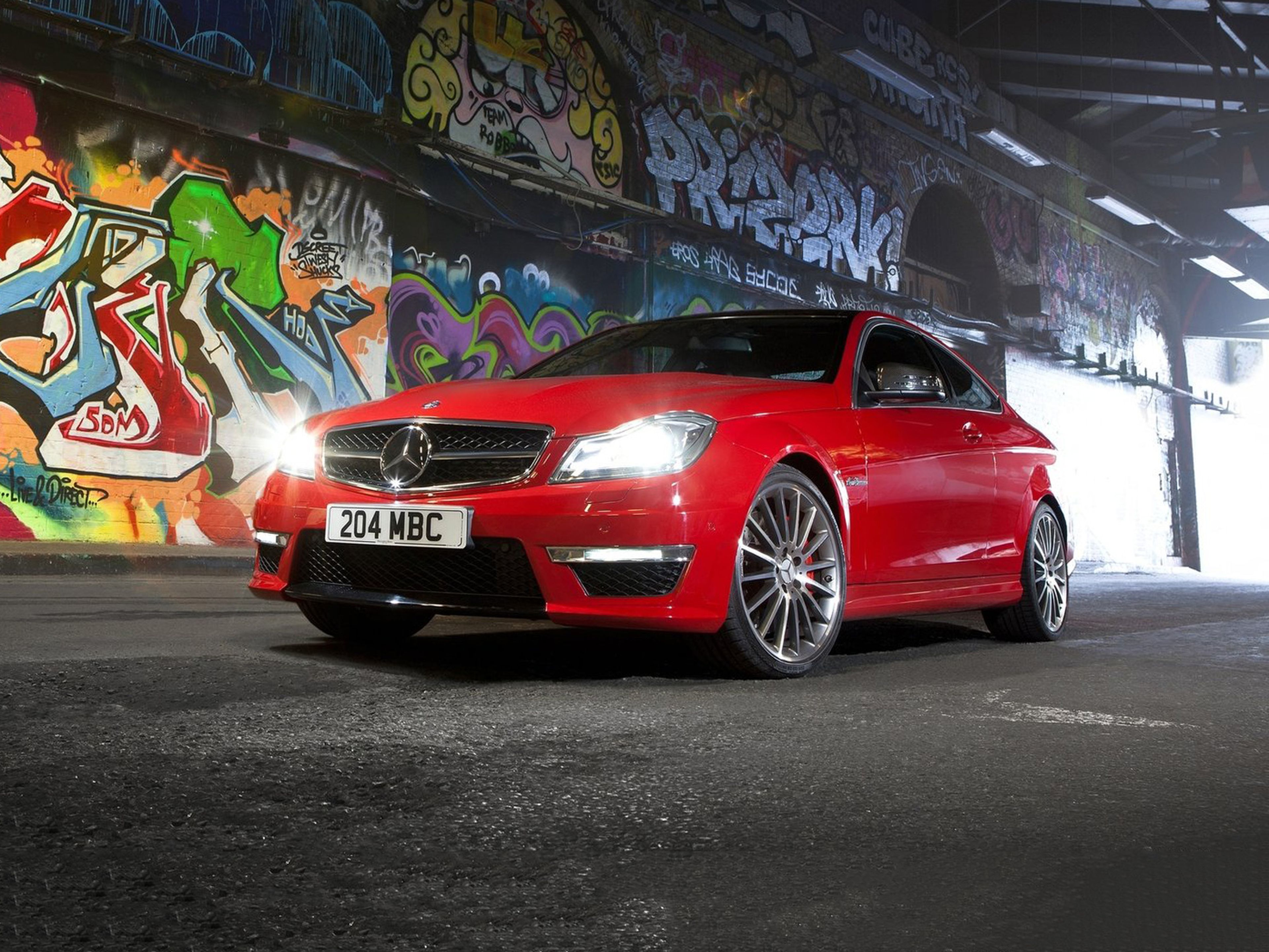 Mercedes-C63_AMG_Coupe_03