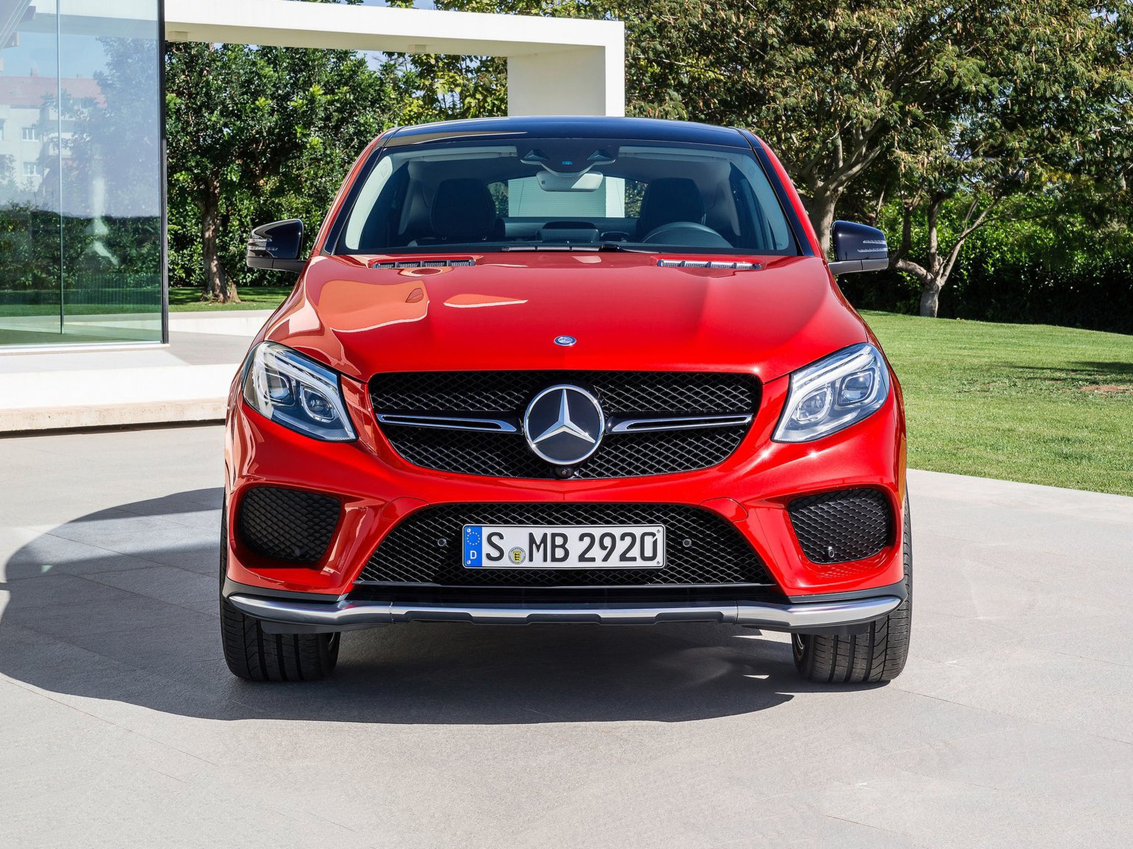 Mercedes-GLE450_Coupe_04