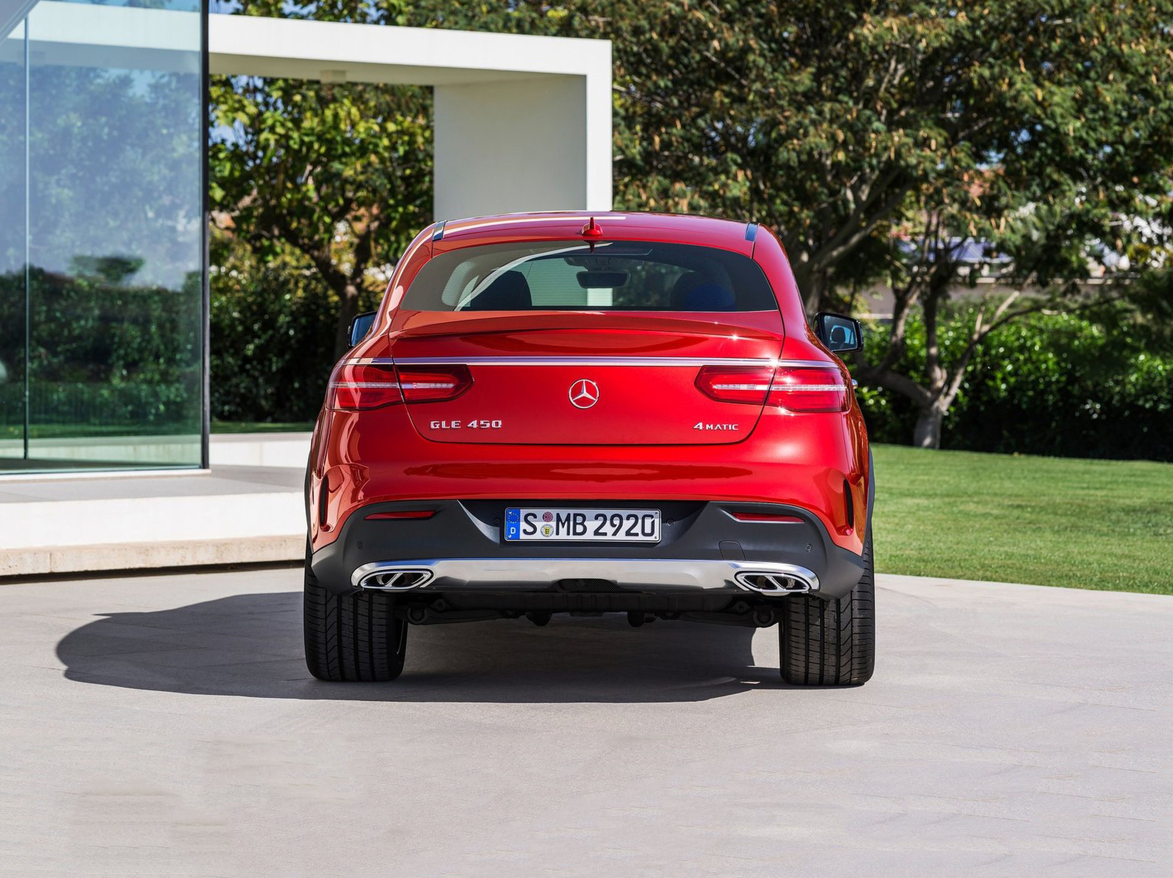 Mercedes-GLE450_Coupe_05