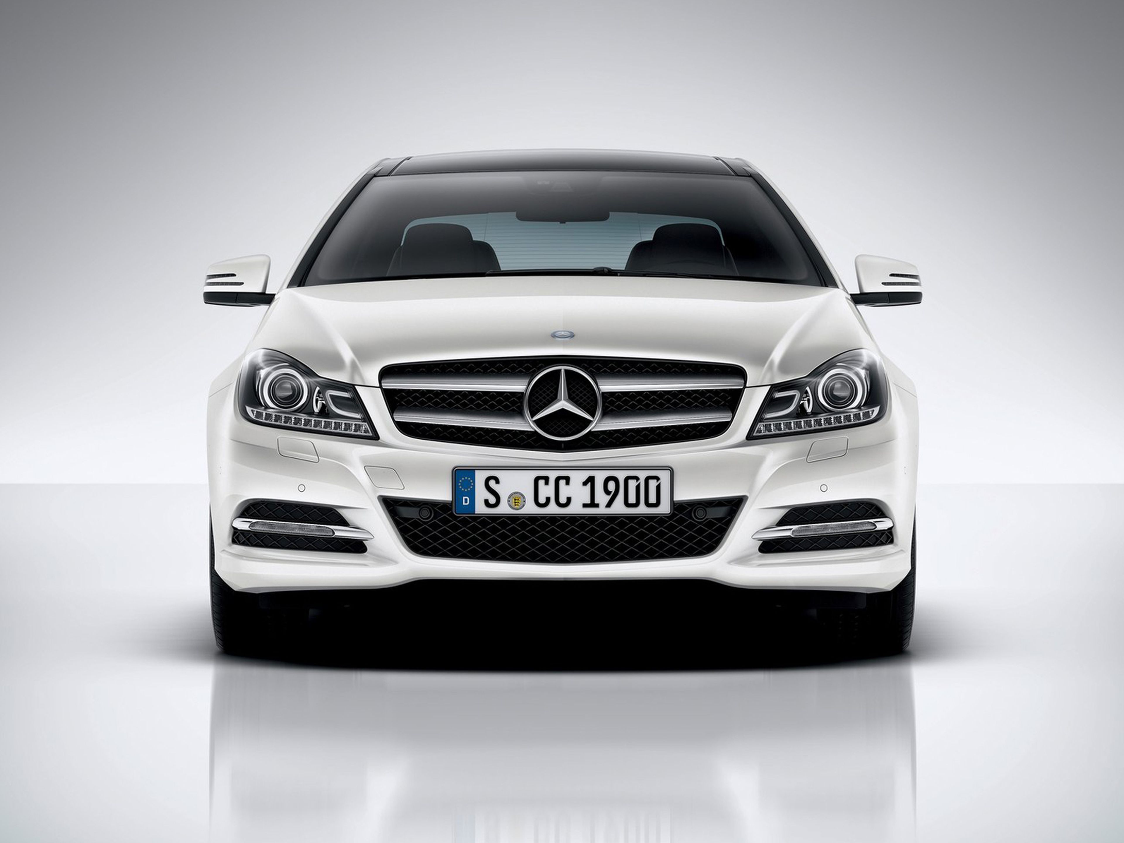 MercedesBenz-C-Coupe_2012_04