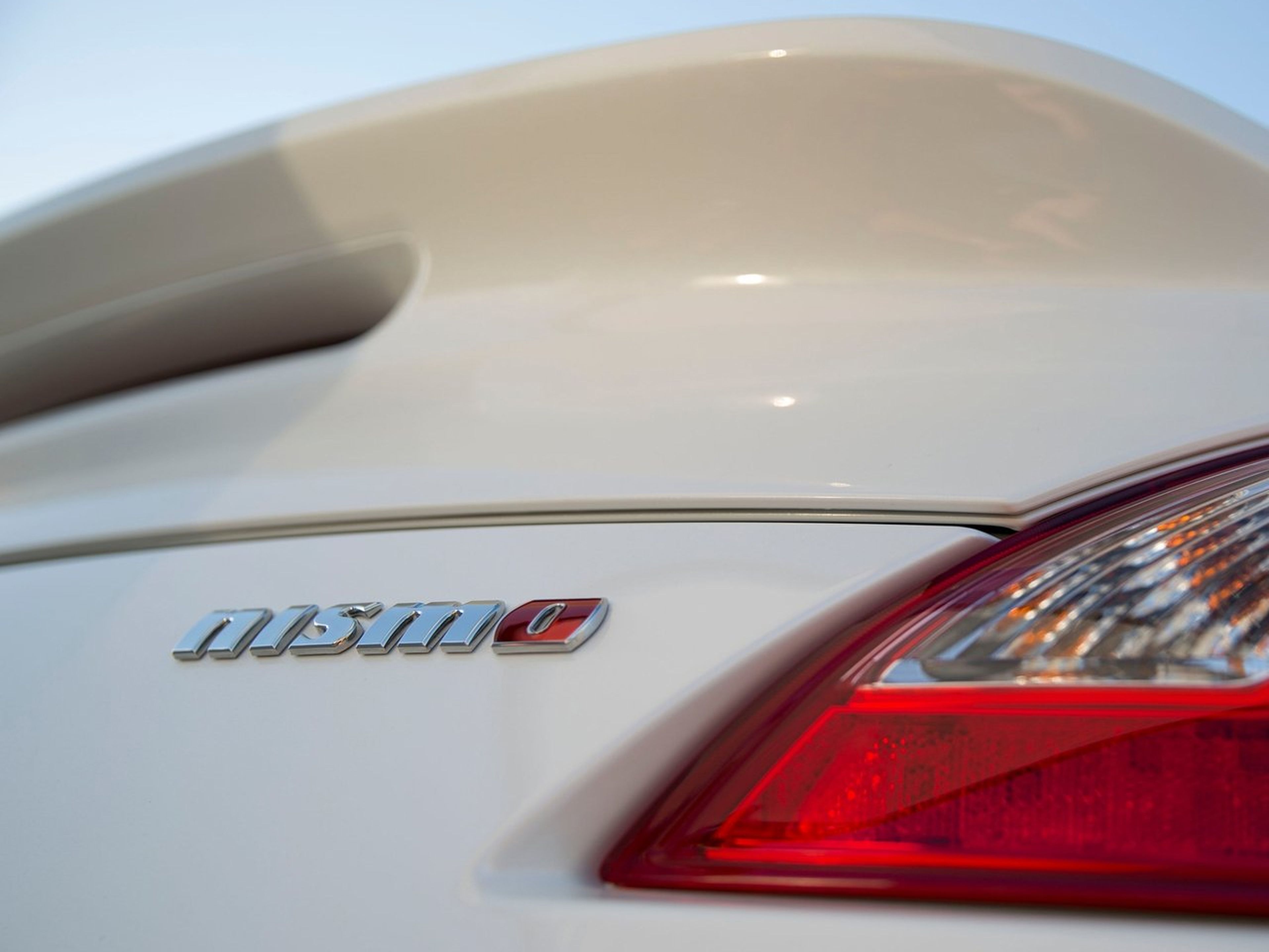 Nissan-370Z_Nismo-2015-C04