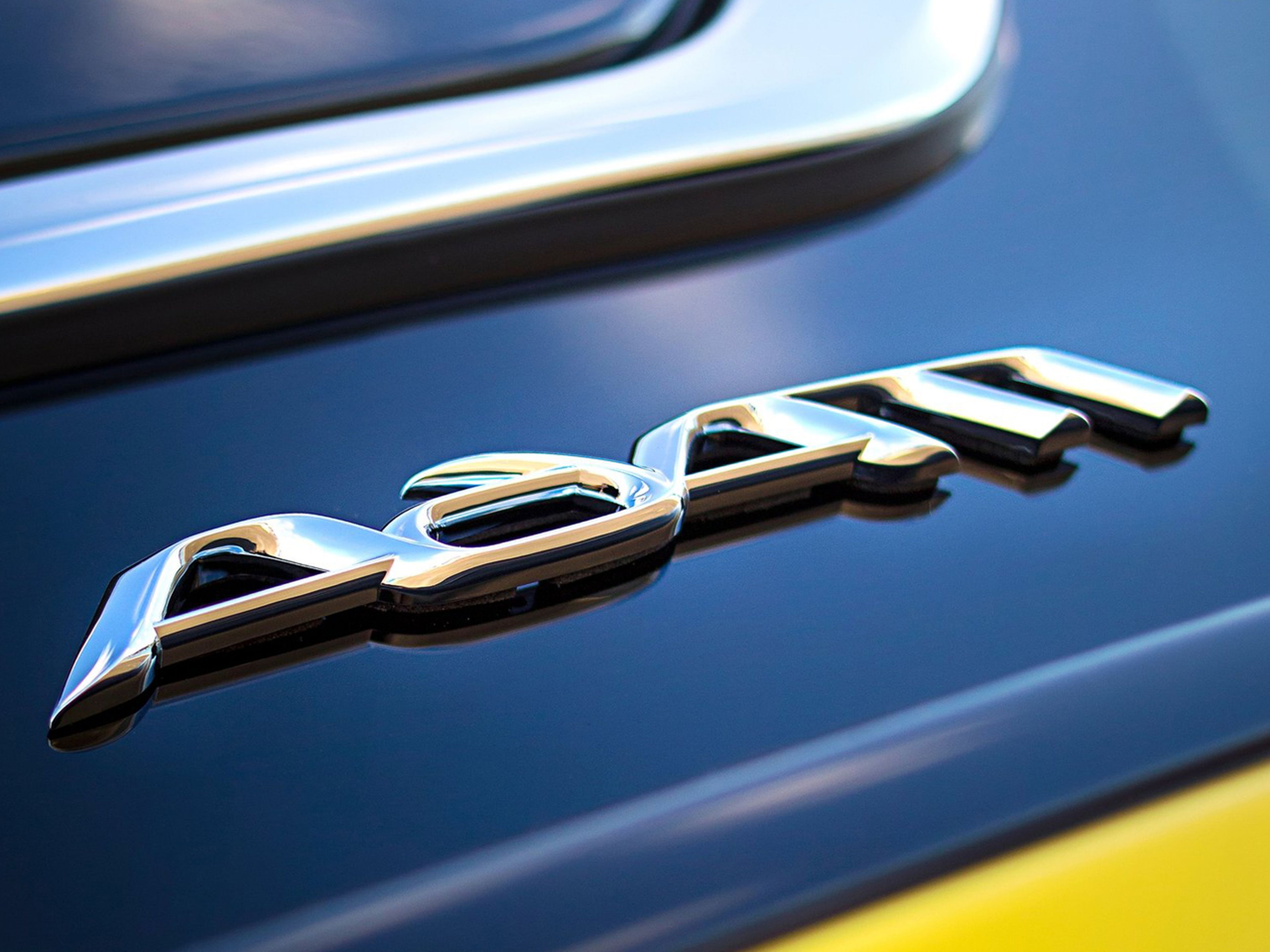 Opel-Adam_S_2015_C06