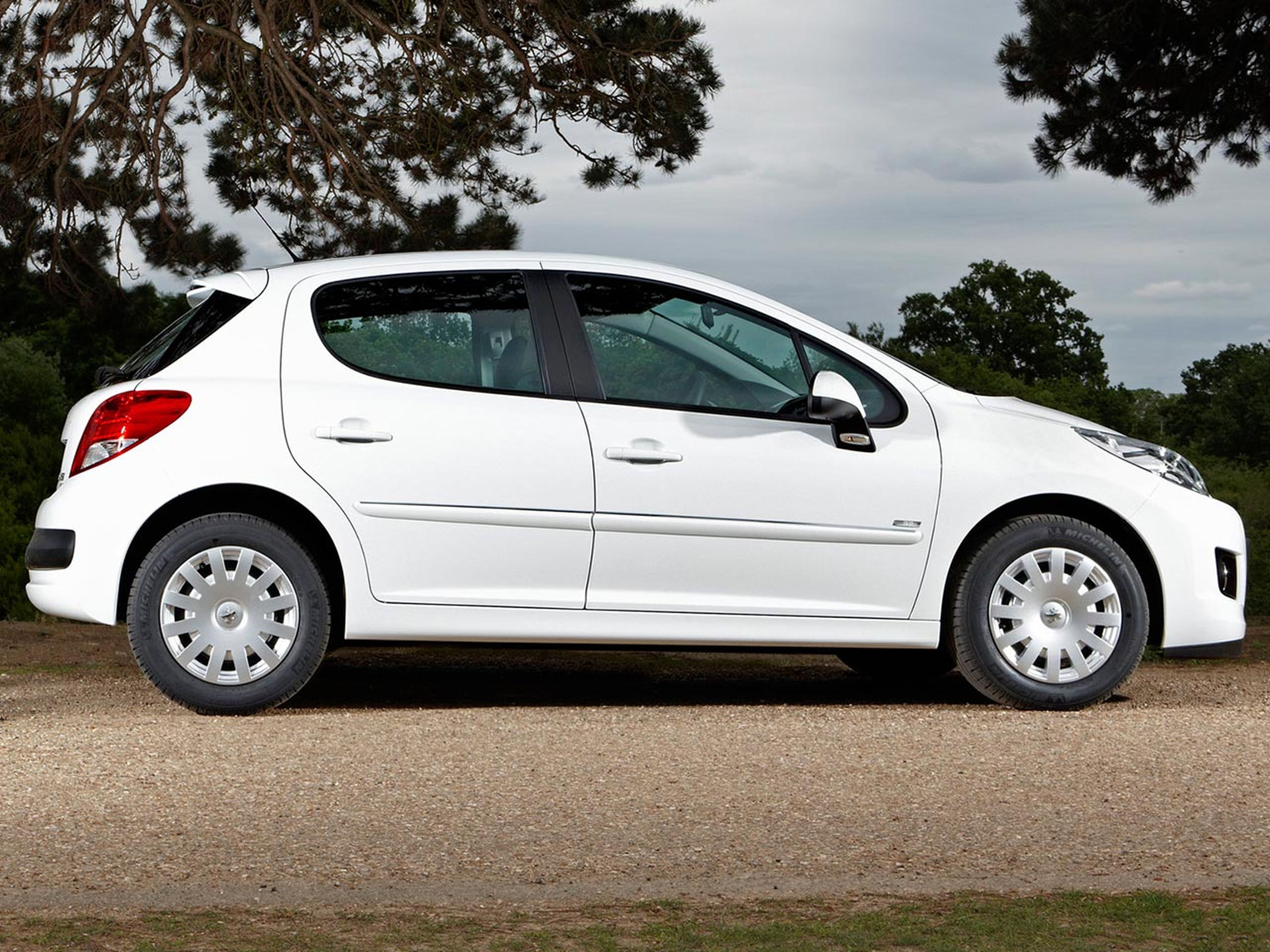 Lateral Peugeot 207