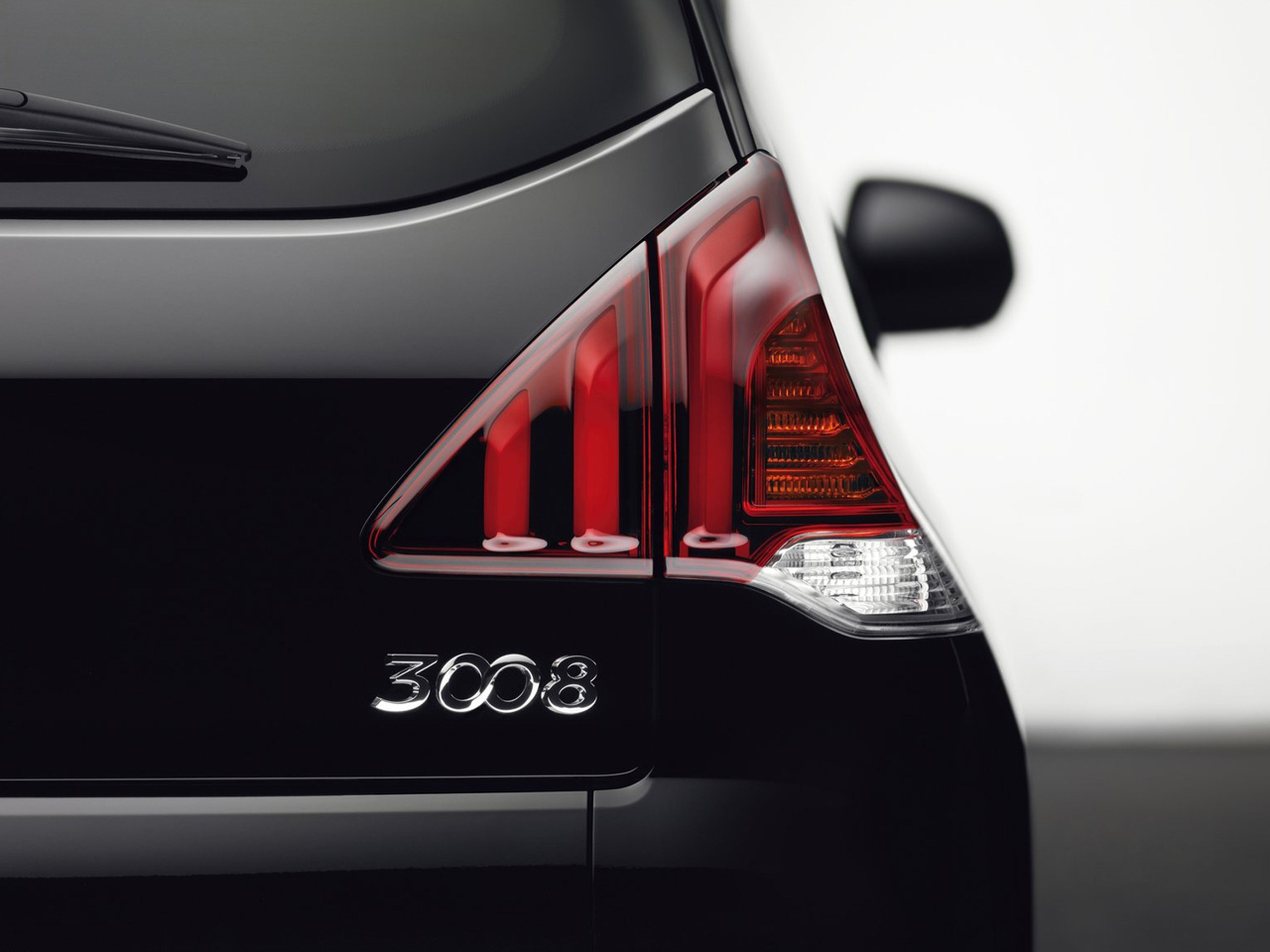 Peugeot-3008_2014_C03