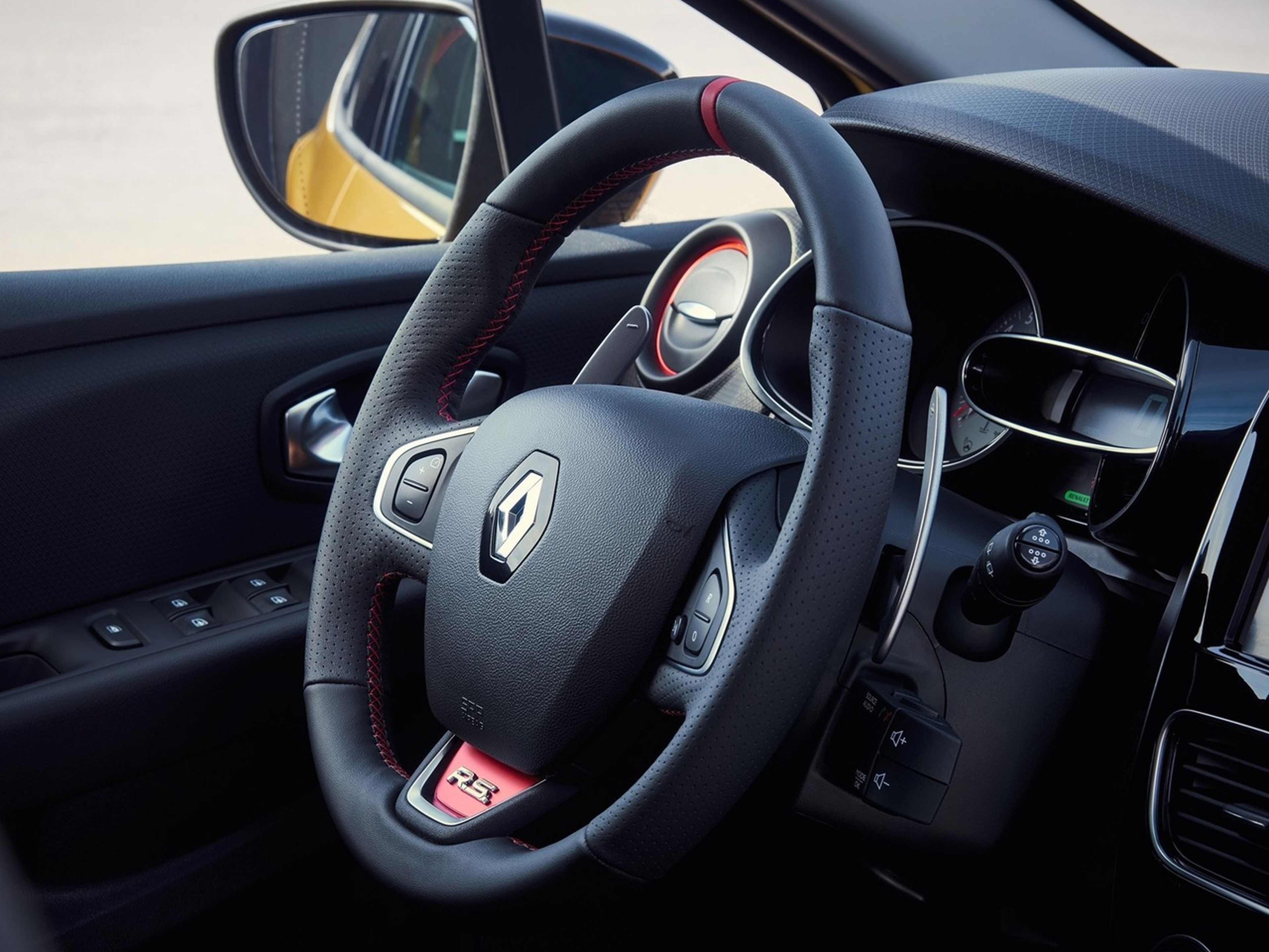 Renault-Clio_RS-2017-C05
