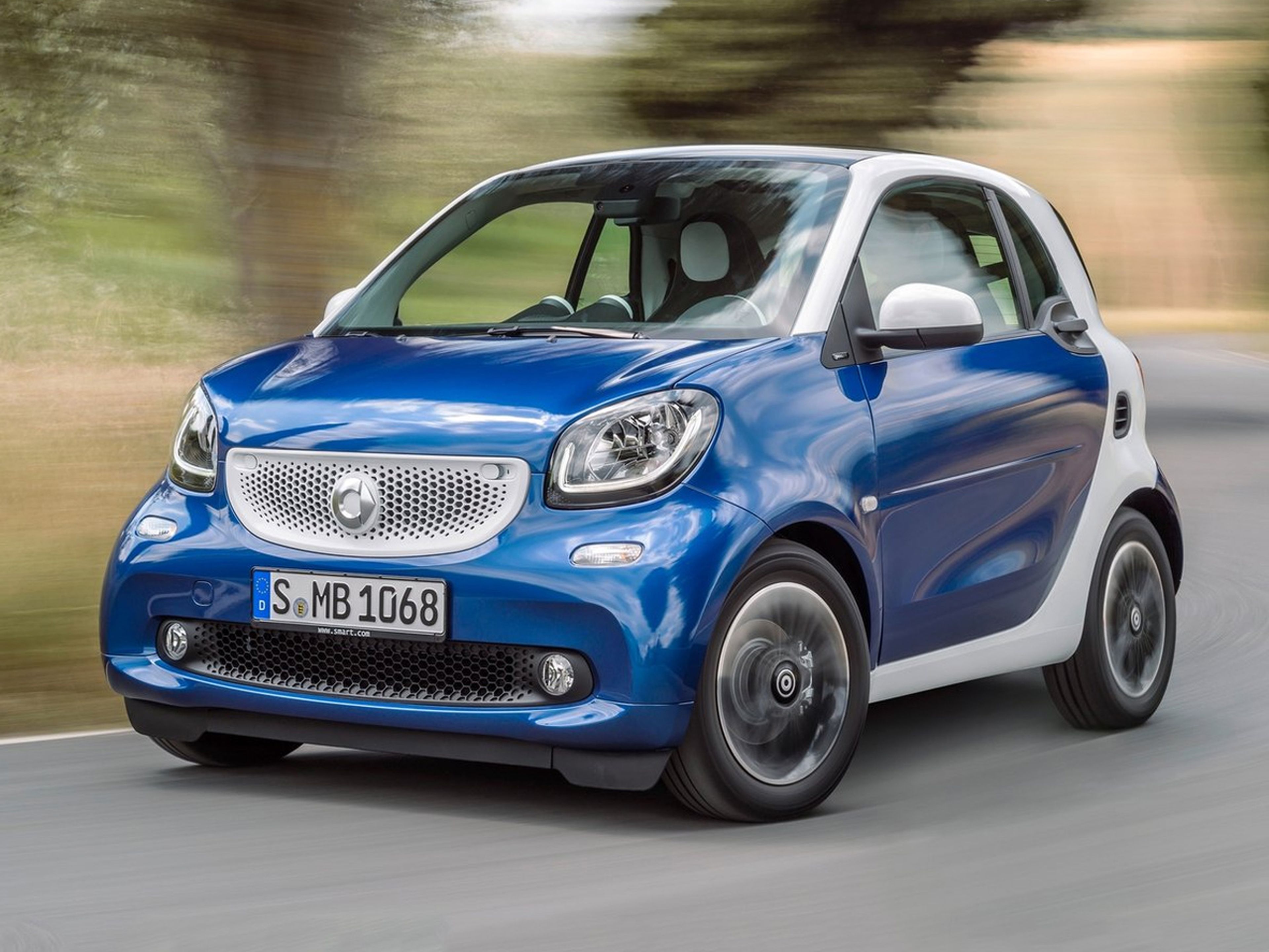 Smart-fortwo_2015_C06