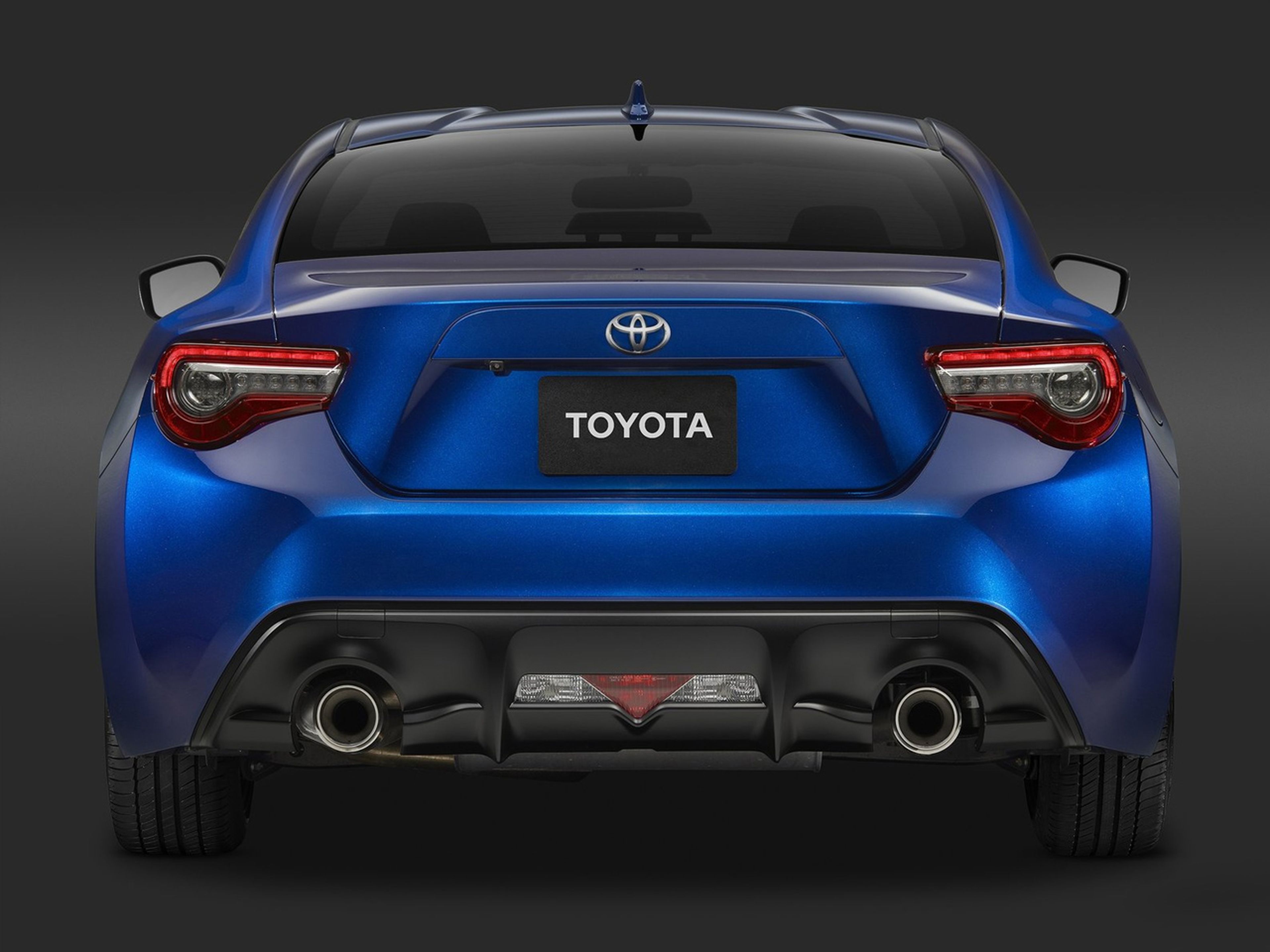 Toyota-GT86-2017-C03