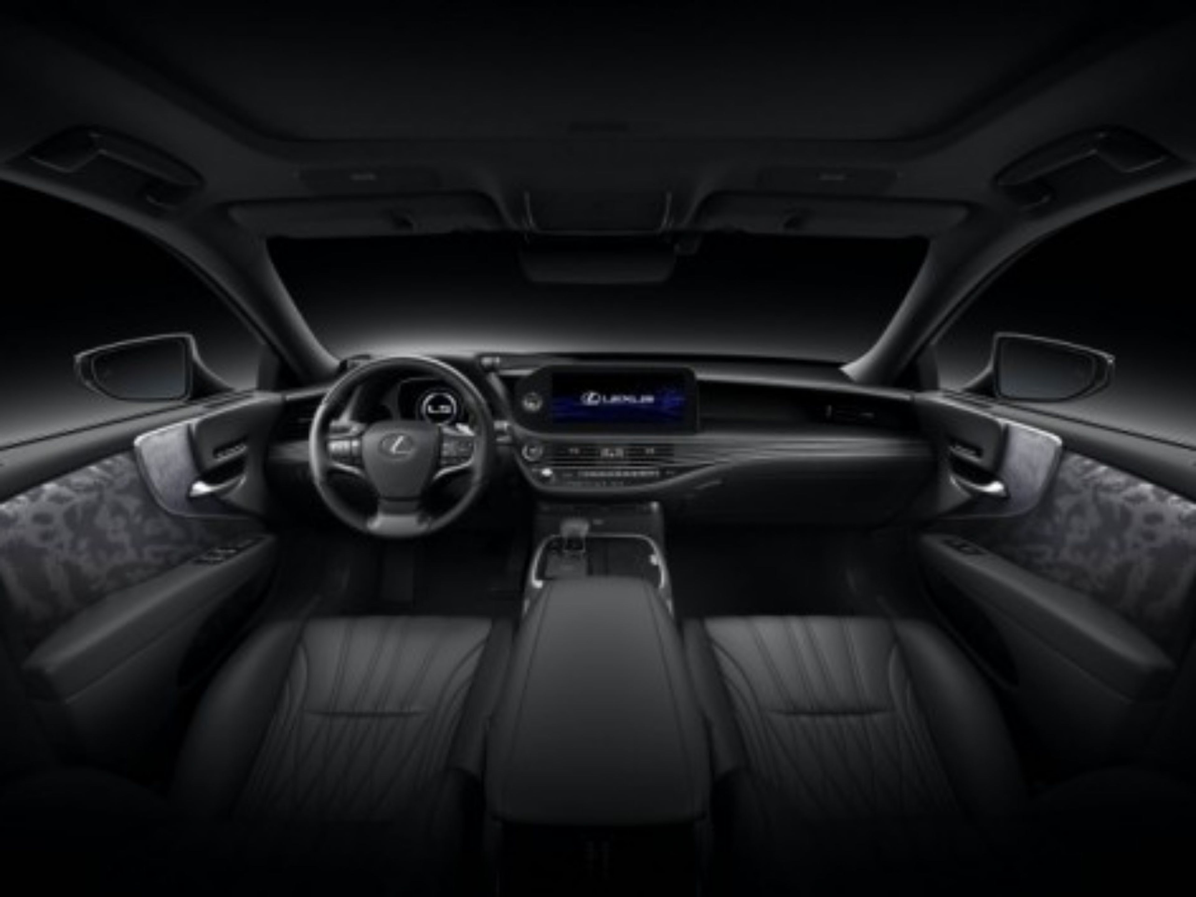 Lexus LS interior