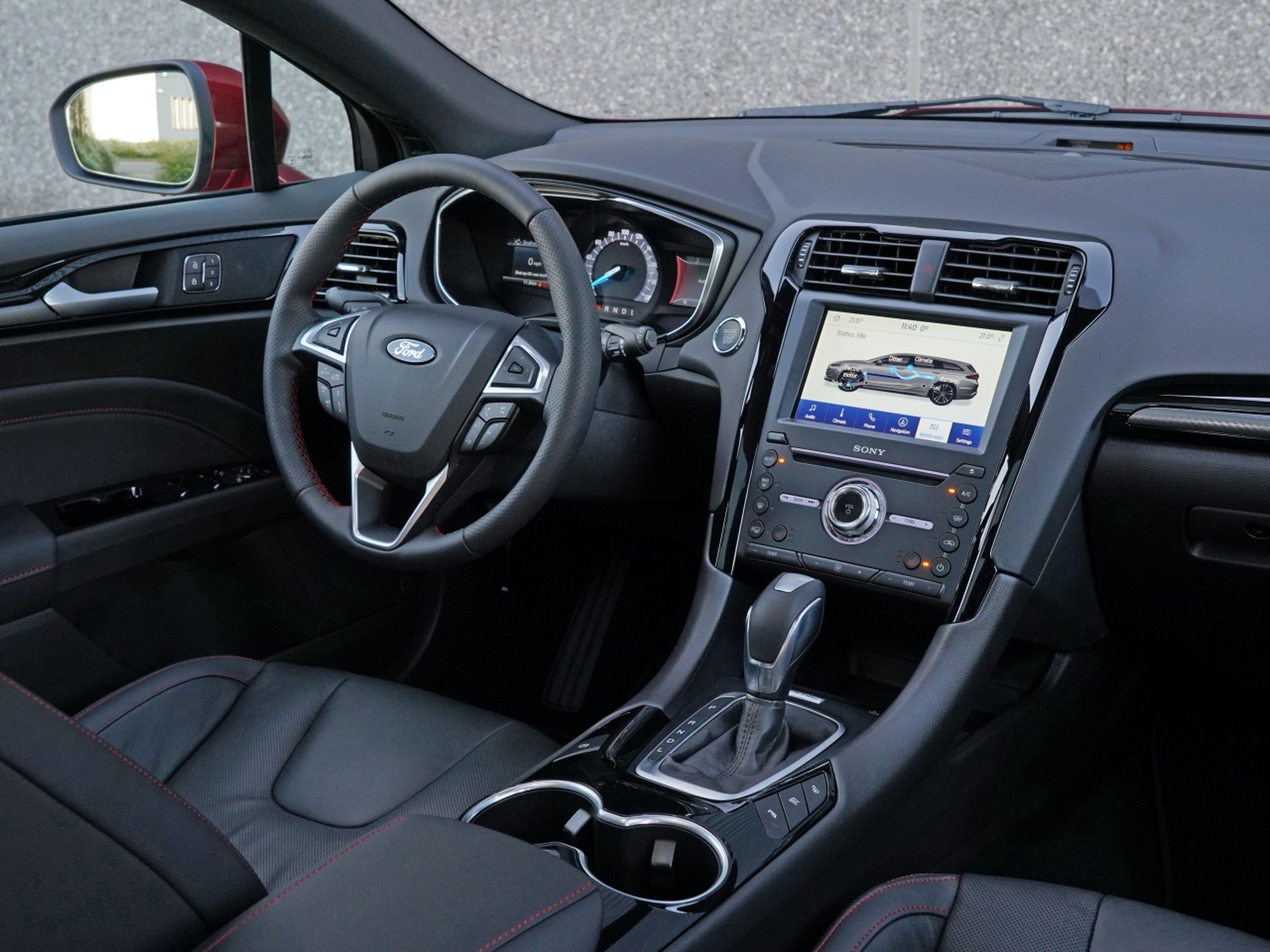 Ford Mondeo Sportbreak interior