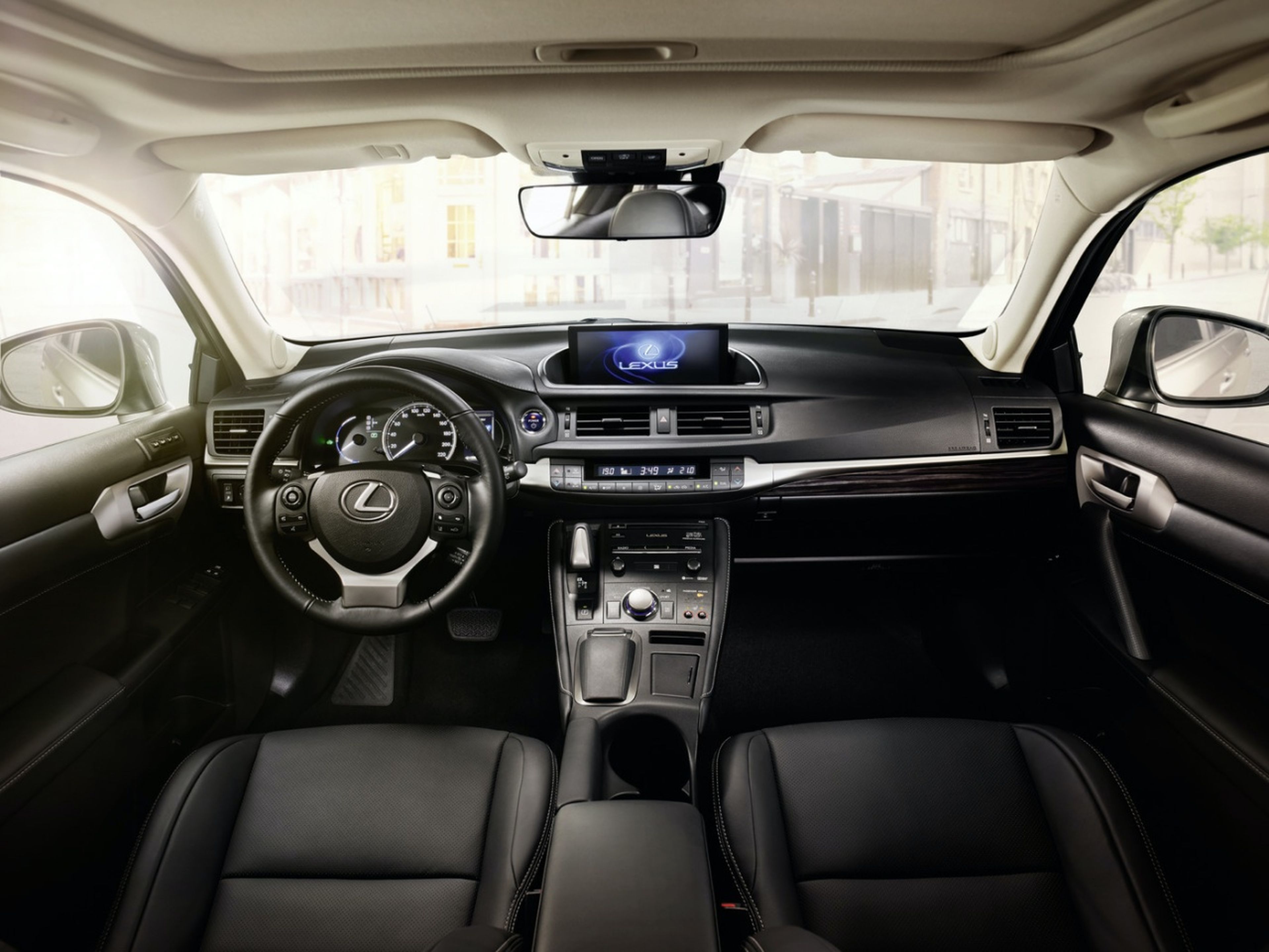 Lexus CT interior